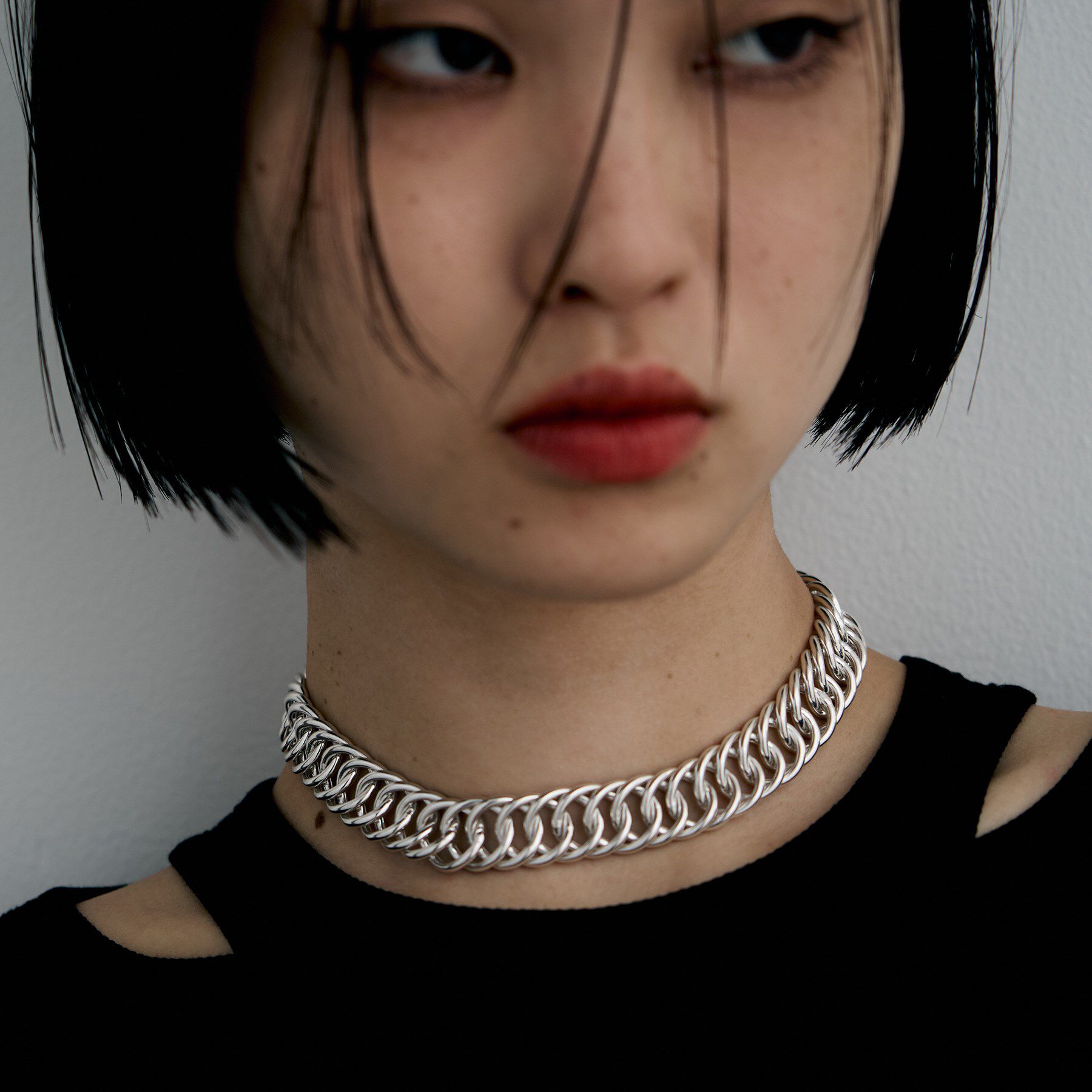 COCOSHNIK ONKITSCH「シルバー デザインチェーン ホロウダブルカーブネックレス」|ネックレス|