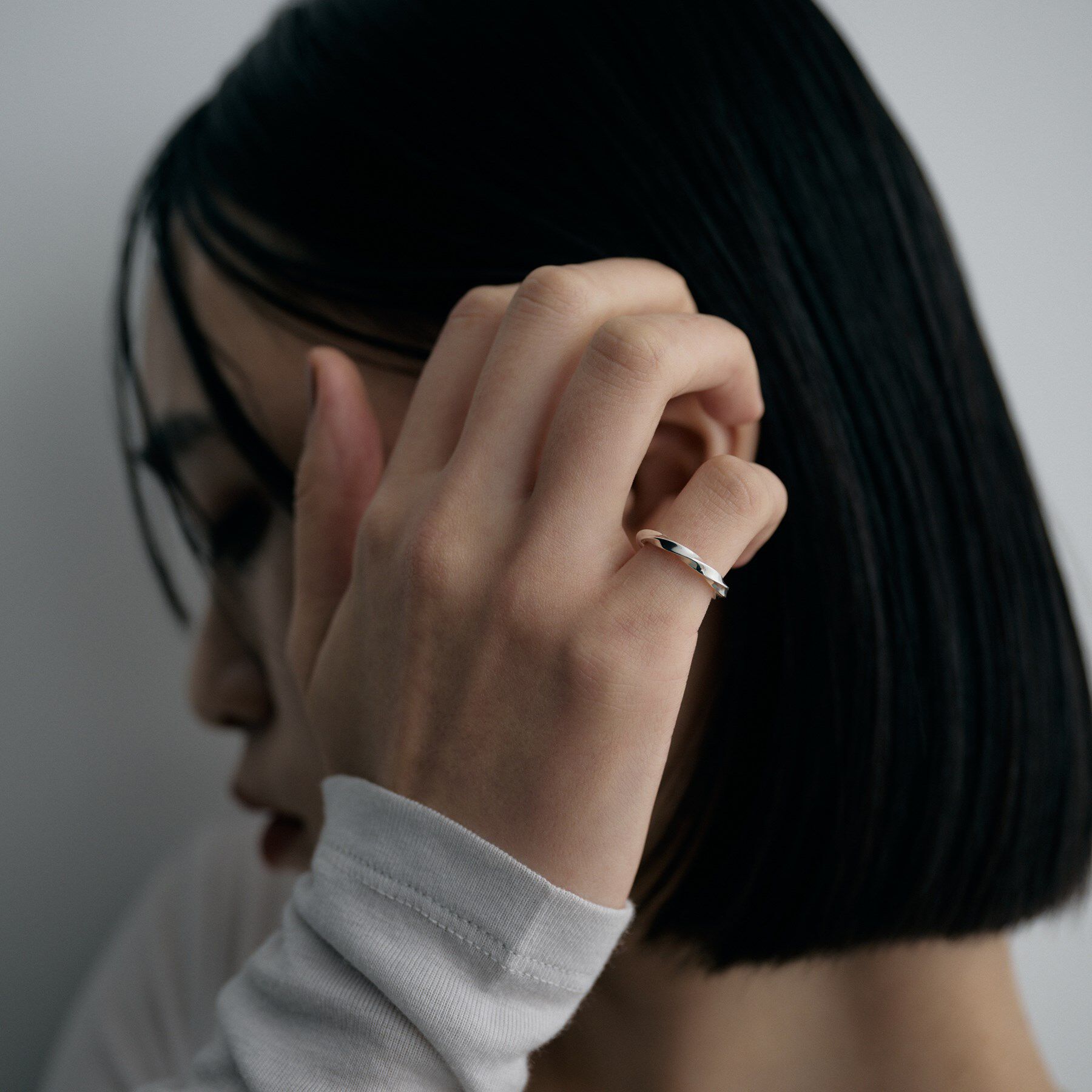 COCOSHNIK ONKITSCH「シルバー スクリューピンキーリング」|リング|