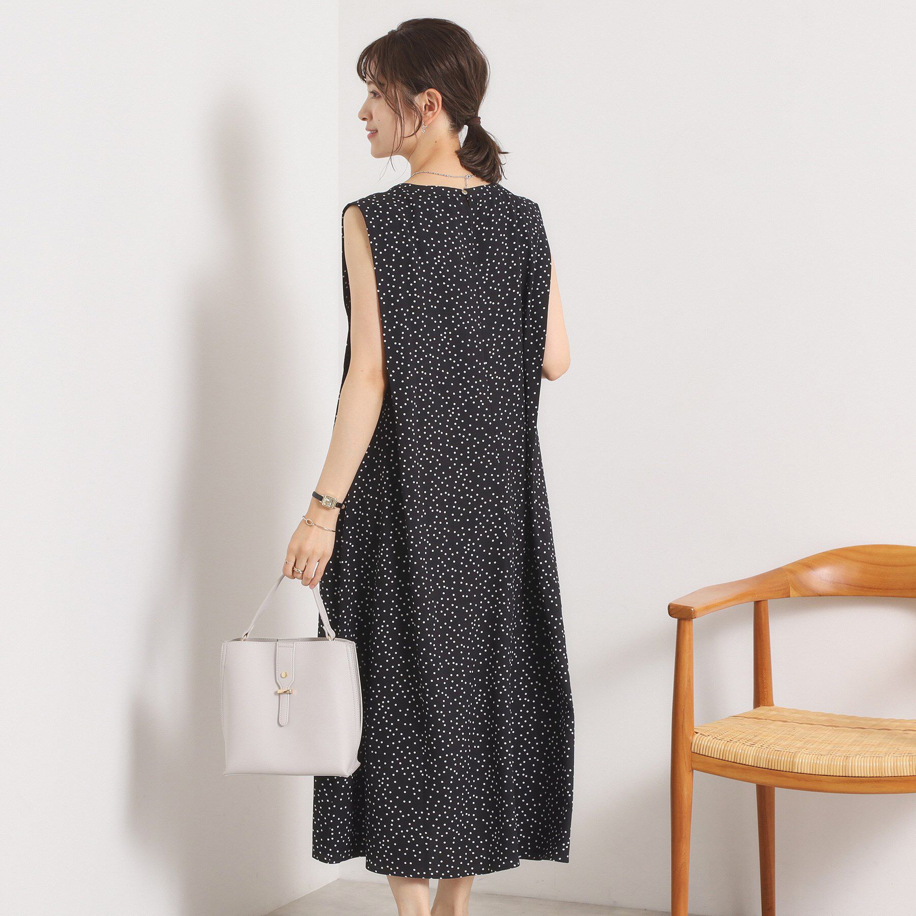 ITS&rsquo;DEMO「【UVカット／速乾／冷感／洗濯機OK／洗濯後しわになりにくい】麻調ストレッチ肩タックワンピース＜ラク」|ワンピース|