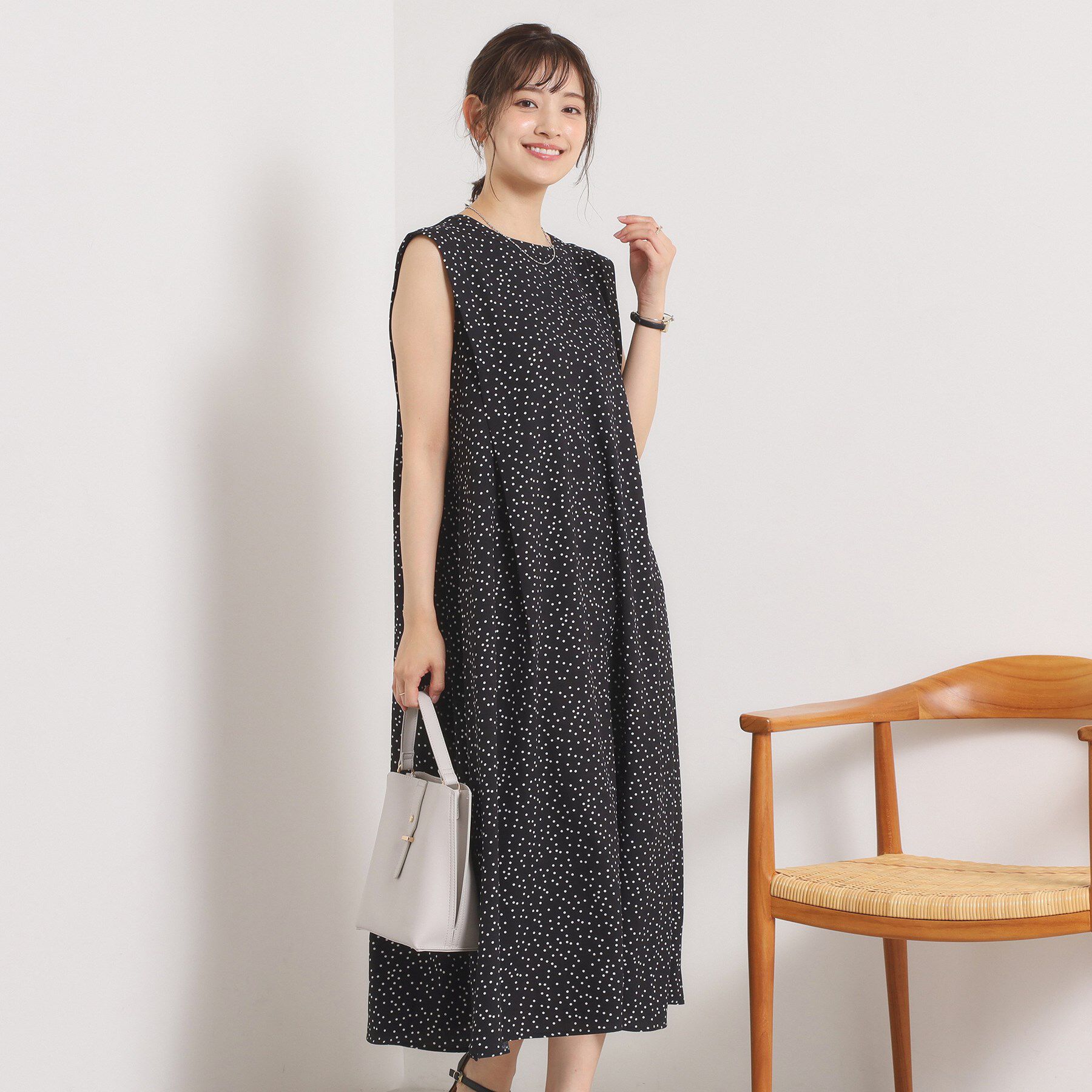 ITS&rsquo;DEMO「【UVカット／速乾／冷感／洗濯機OK／洗濯後しわになりにくい】麻調ストレッチ肩タックワンピース＜ラク」|ワンピース|ブラック(119)