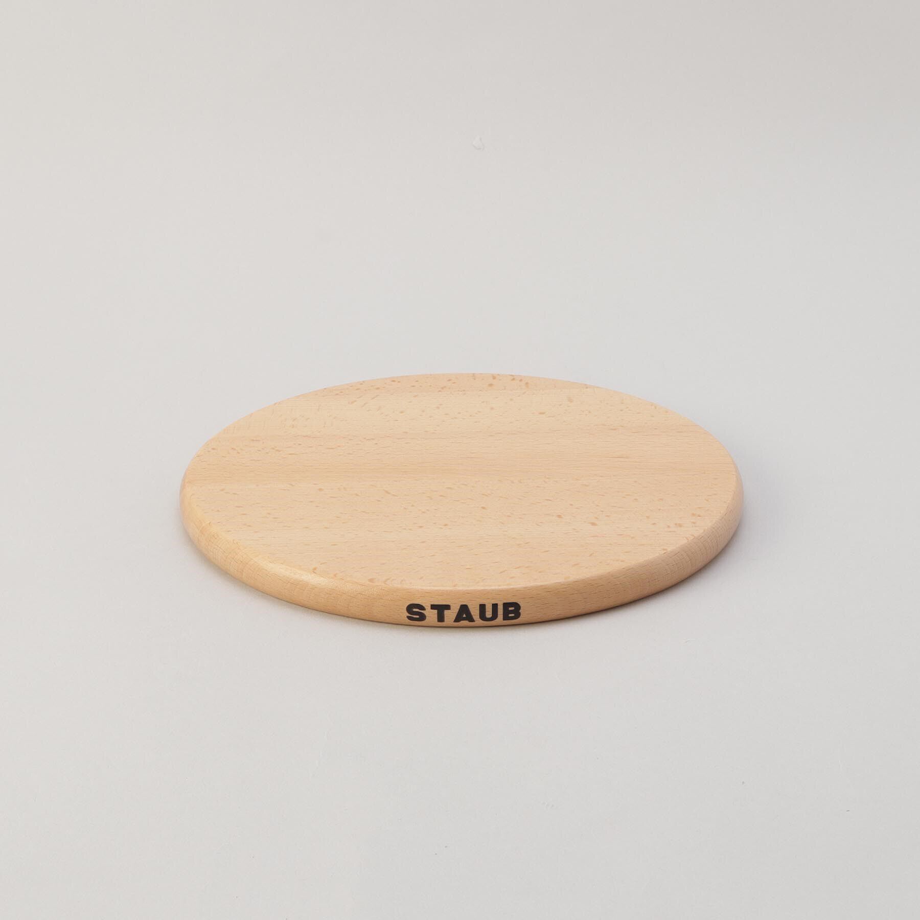 212 KITCHEN STORE「50thアニバーサリーセット　ラウンド22cm・トリベットスプーン カンパーニュ ＜STAUB スト」|食器・キッチングッズ|