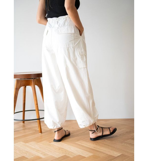 Ungrid「ナイロン混ミリタリールーズパンツ」|カーゴ|