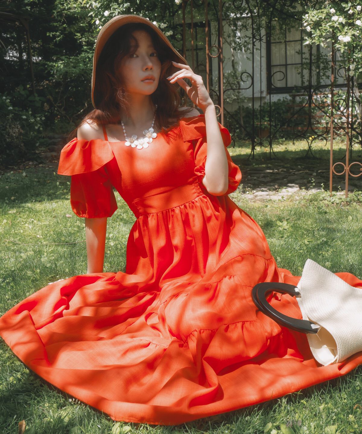 アンドクチュール「バックレースアップオフショルティアードワンピース」|ワンピース|