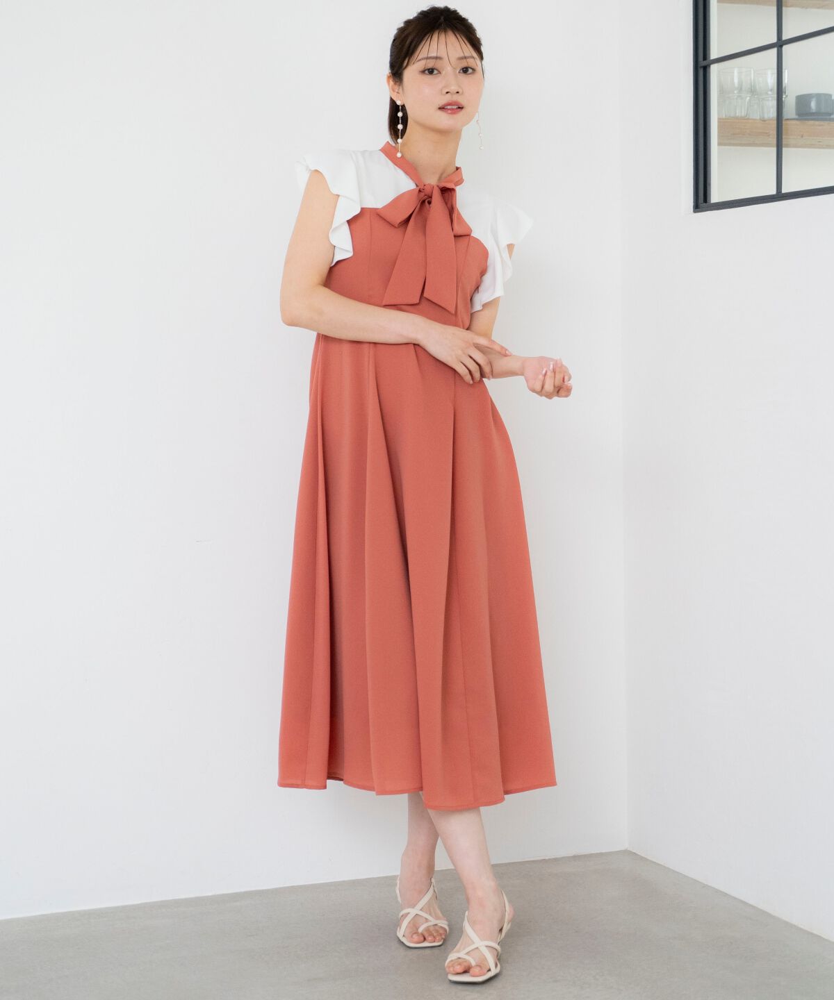 アンドクチュール「ラッフルノースリーブリボン襟ワンピース」|ワンピース|