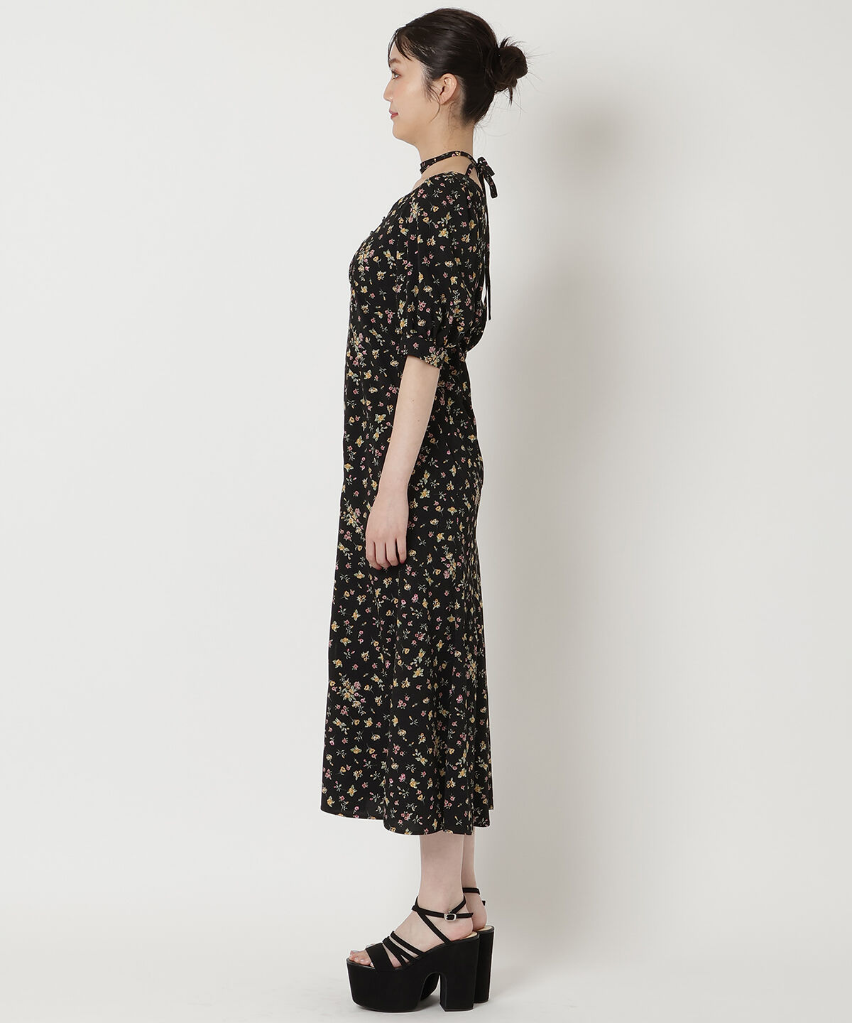 REDYAZEL「チョーカー付きフラワーワンピース」|ワンピース|