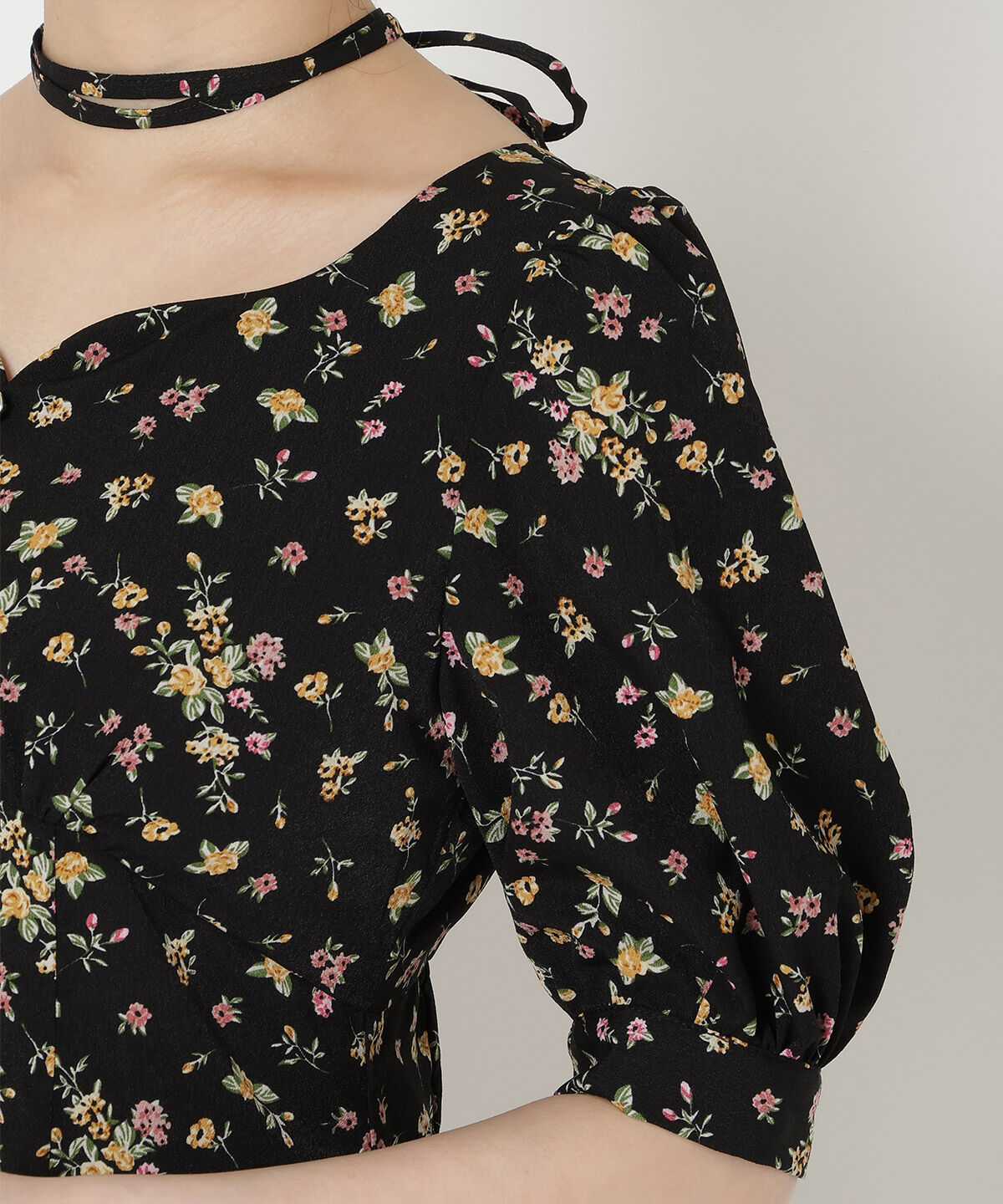 REDYAZEL「チョーカー付きフラワーワンピース」|ワンピース|