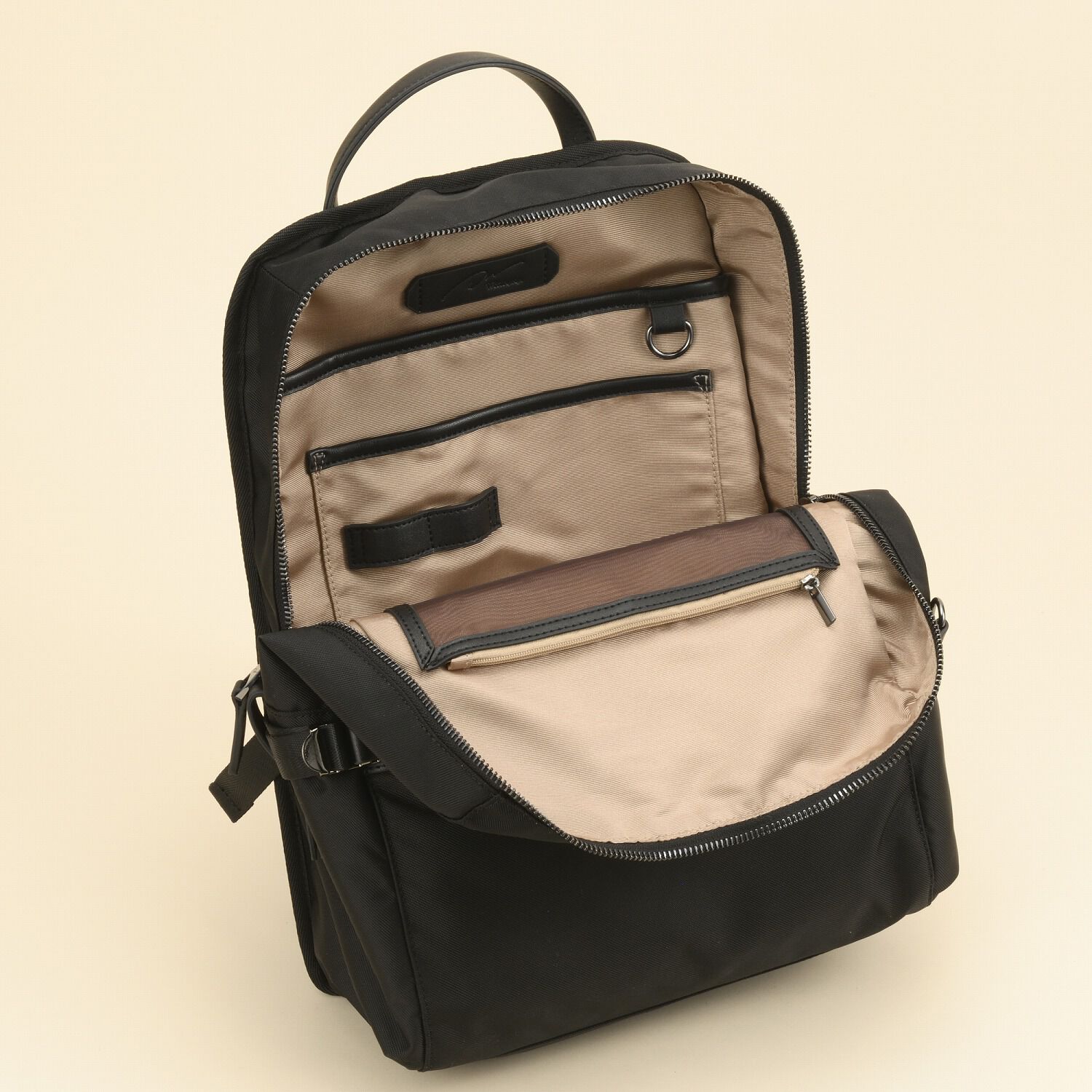 W&.Day/Night「W&.Day/Night | リッカ スクエアリュック A4ジャストサイズ 11.0インチタブレット収納 11711」|リュック|