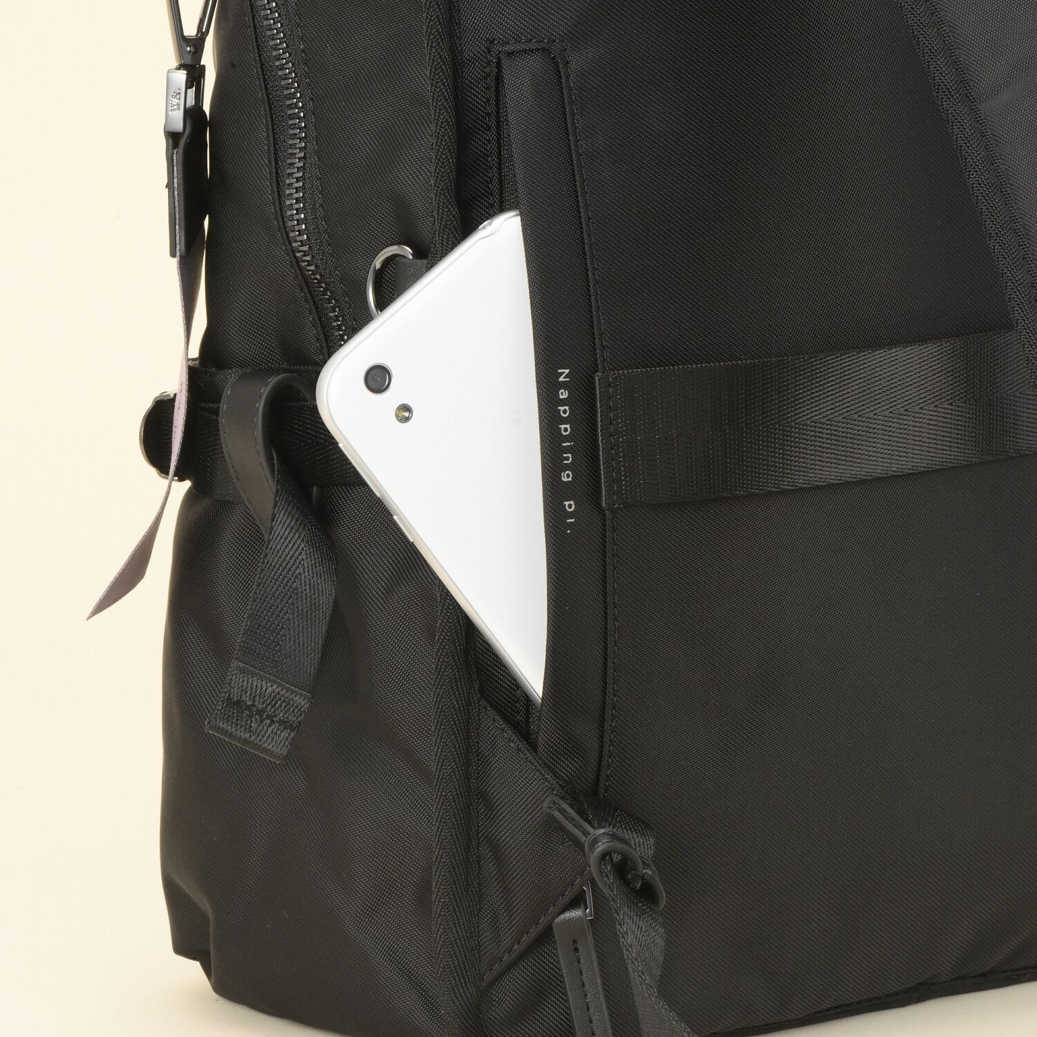 W&.Day/Night「W&.Day/Night | リッカ スクエアリュック A4ジャストサイズ 11.0インチタブレット収納 11711」|リュック|