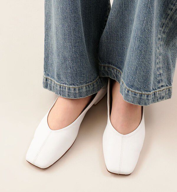 ODETTE E ODILE「スクエアセンターシーム フラット25&darr;&uarr;」|パンプス|