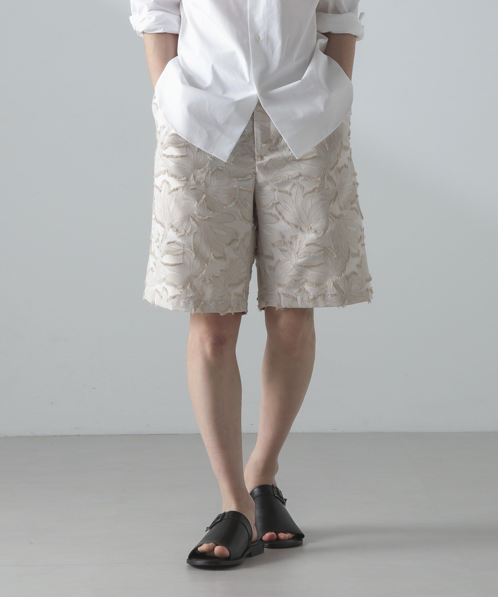 nano･universe「カットジャガードバギーショーツ(セットアップ可)」|チノ|ベージュ