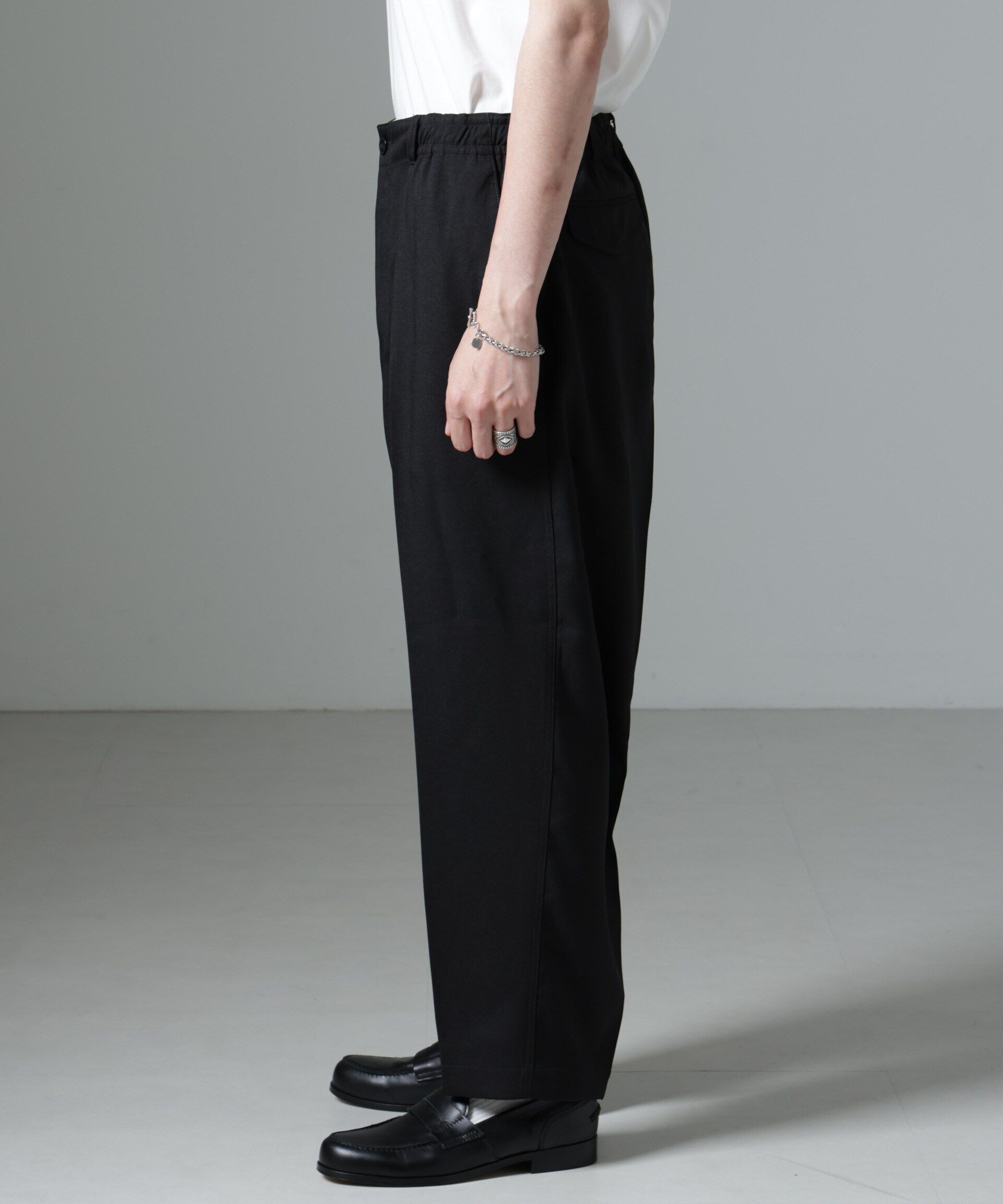 nano･universe「Dickies/別注 ワイドテーパード イージーパンツ」|チノ|