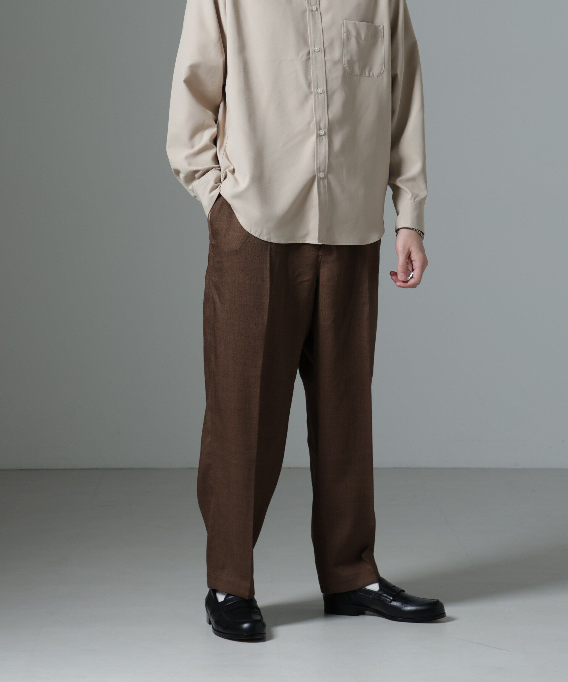 nano･universe「Dickies/別注 ワイドテーパード イージーパンツ」|チノ|ブラウン