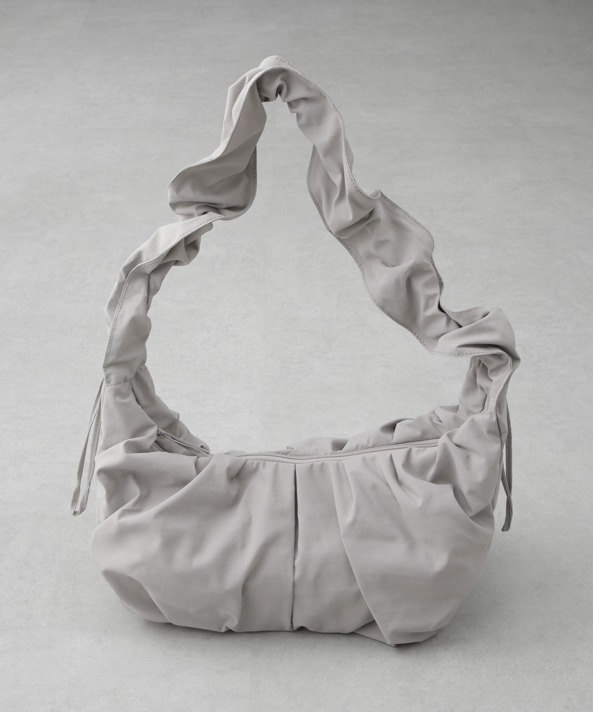 nano･universe「ギャザーハンドルショルダーバッグ」|ショルダー・メッセンジャー|