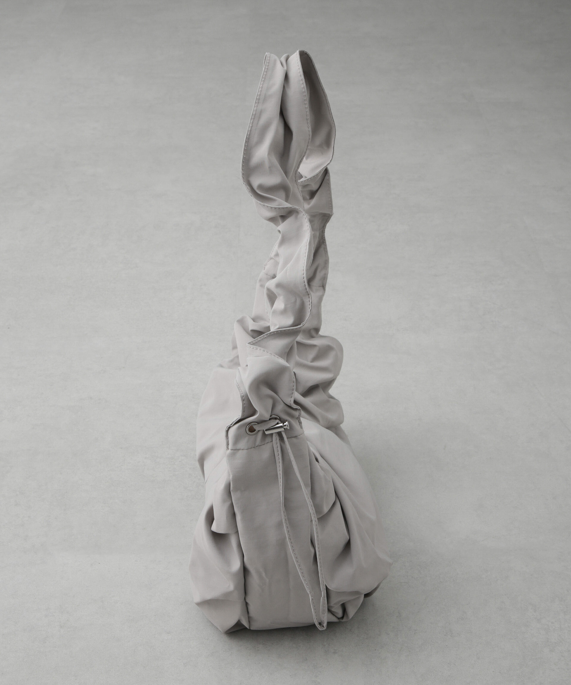 nano･universe「ギャザーハンドルショルダーバッグ」|ショルダー・メッセンジャー|