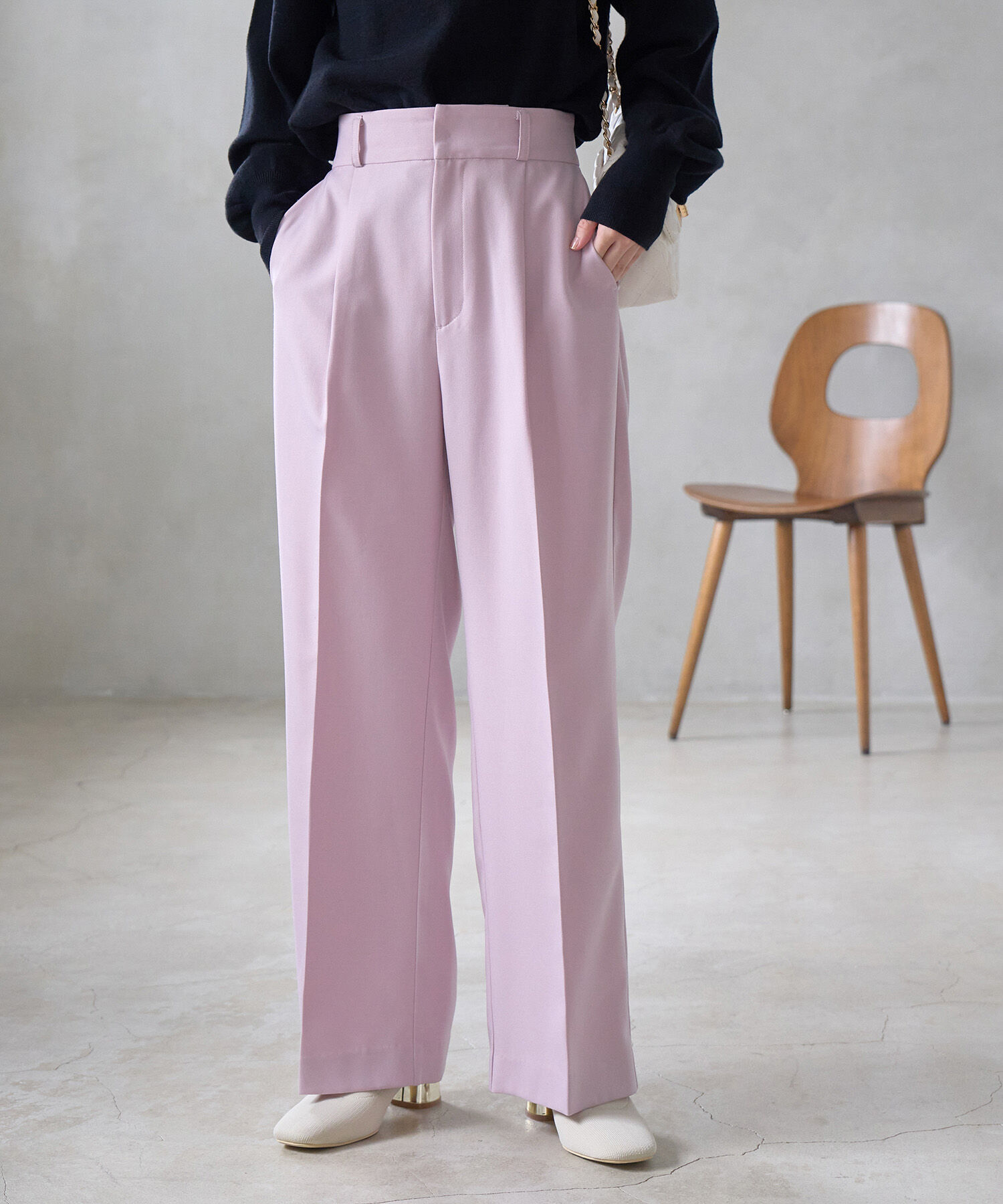 VIS「【防シワ・洗える】パウダリーツイルストレートパンツ」|スラックス|