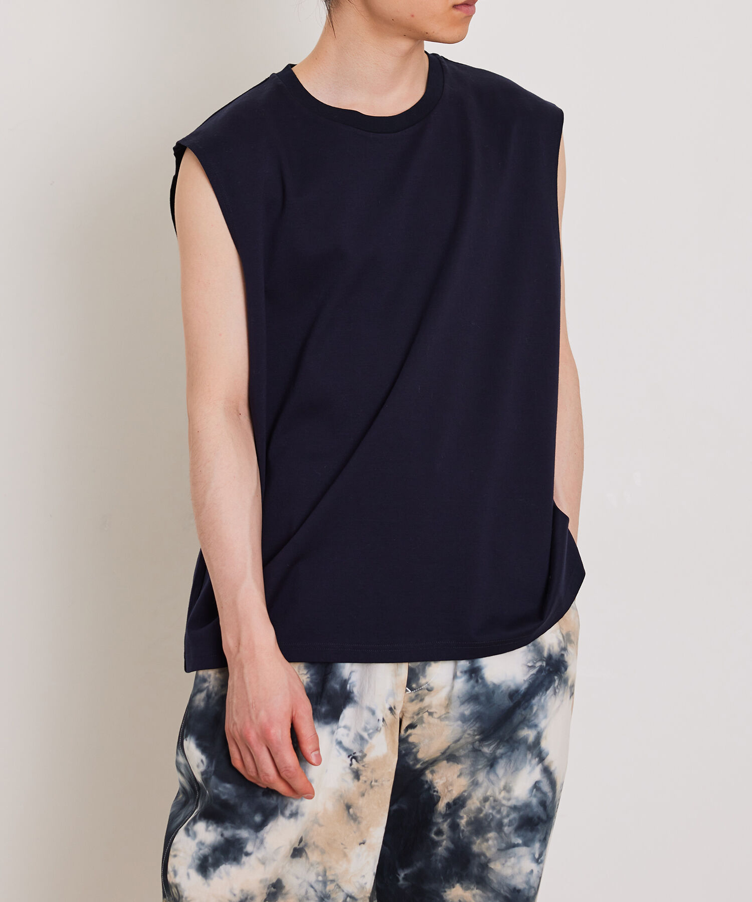 ADAM ET ROPE'「【Albini/アルビニ】オーガニック ポンチ オーバーサイズ ノースリーブ Tシャツ」|Tシャツ・カットソー|