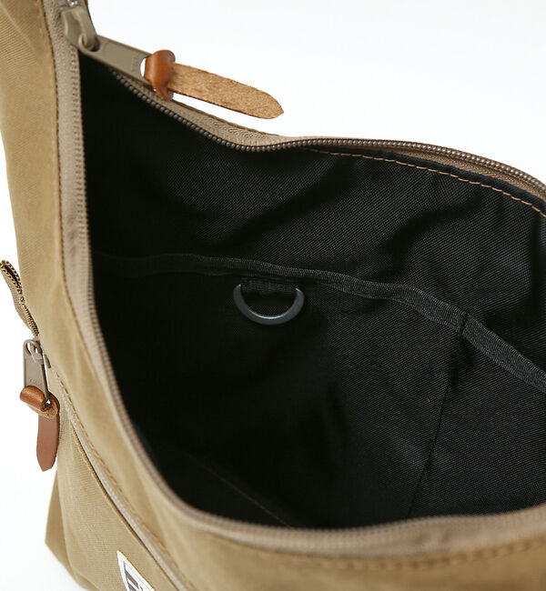 Rouge vif「【WILDERNESS EXPERIENCE/ウィルダネスエクスペリエンス】Tr」|ショルダー・メッセンジャー|