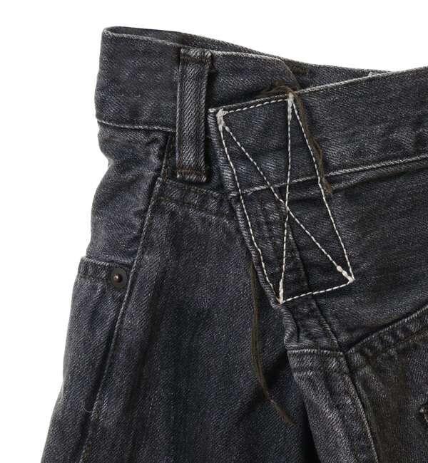 A_「【KURO/クロ】UNINTENTIONAL CROSSED DENIM SHORTS　」|デニム|