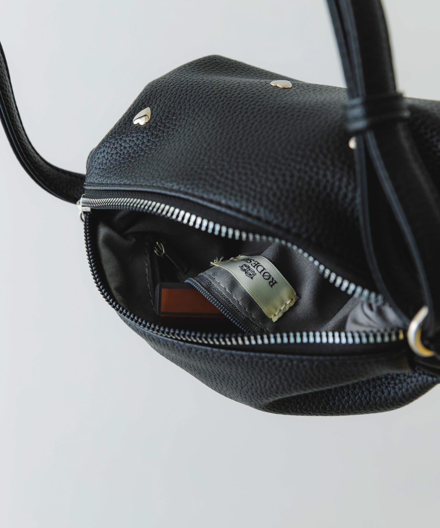 RODE SKO「ハートスタッズミニショルダーバッグ」|ショルダー・メッセンジャー|