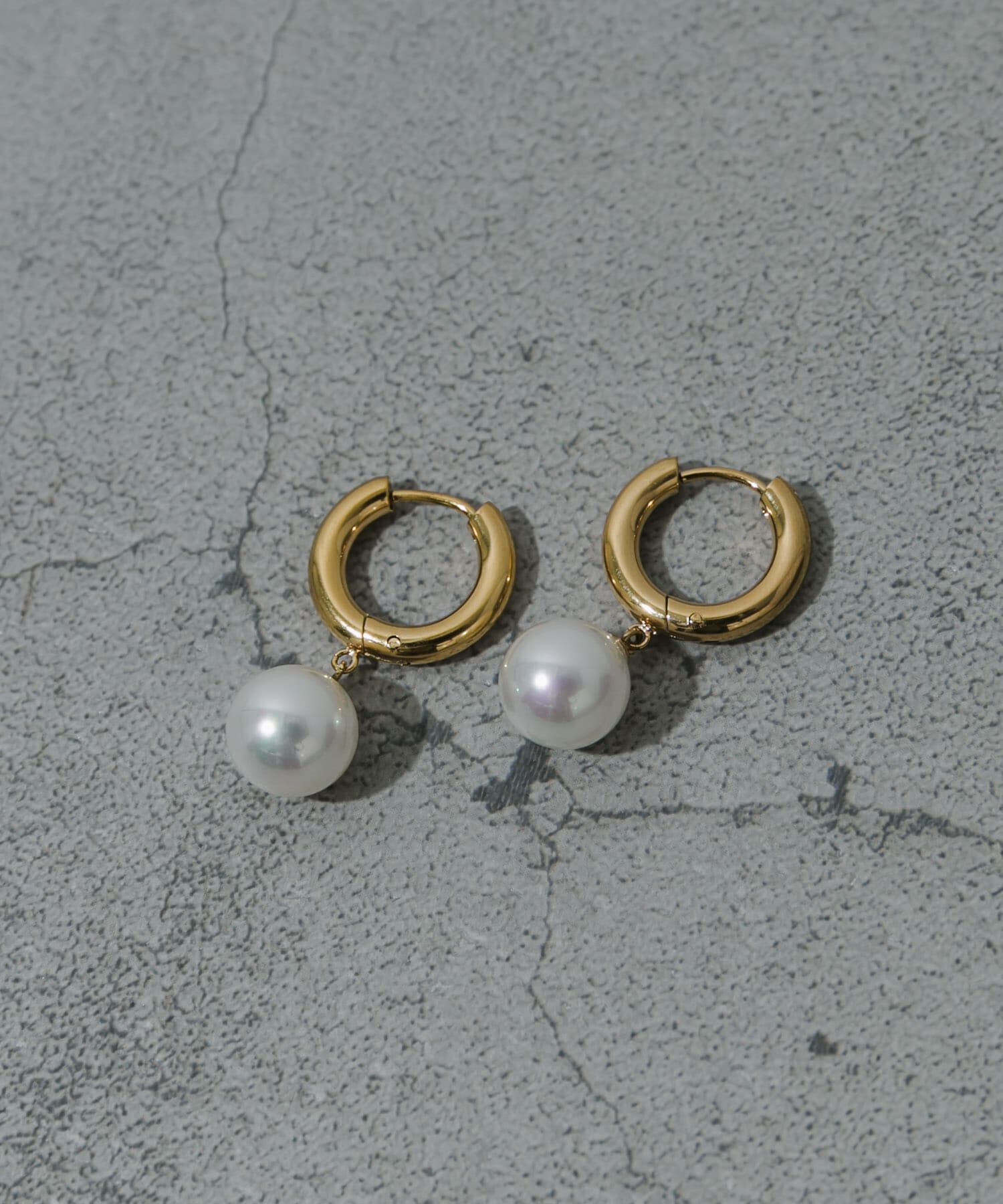 SMELLY「ステンレスパールドロップピアス」|ピアス|