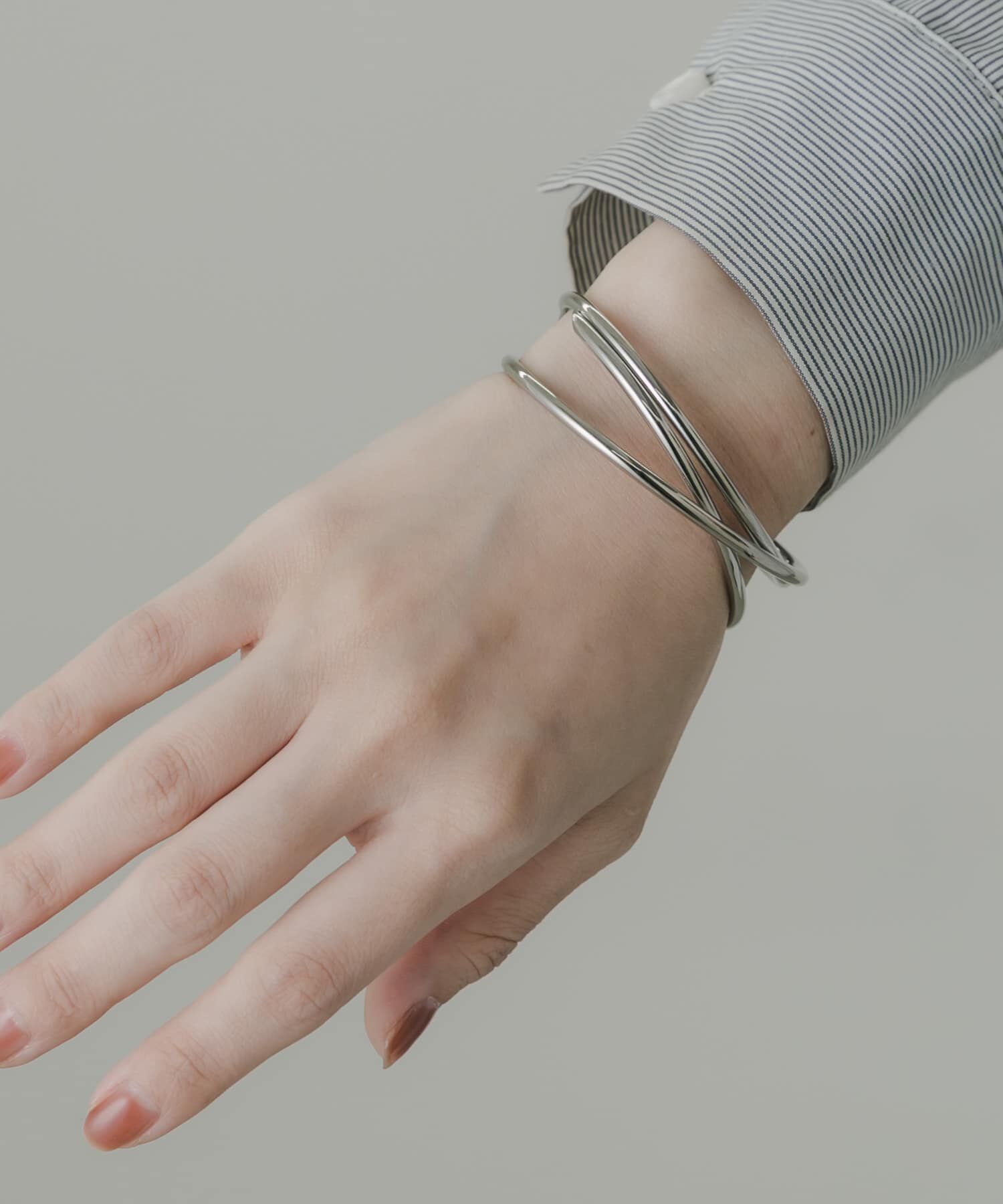 SMELLY「ステンレスラインバングル」|ブレスレット・バングル|