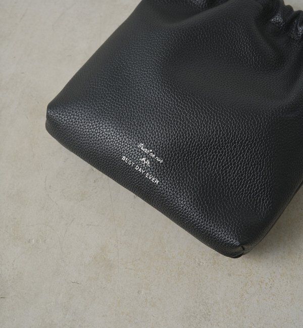  「【リバイバル/新色登場】フェイクレザー巾着バッグ」|ショルダー・メッセンジャー|