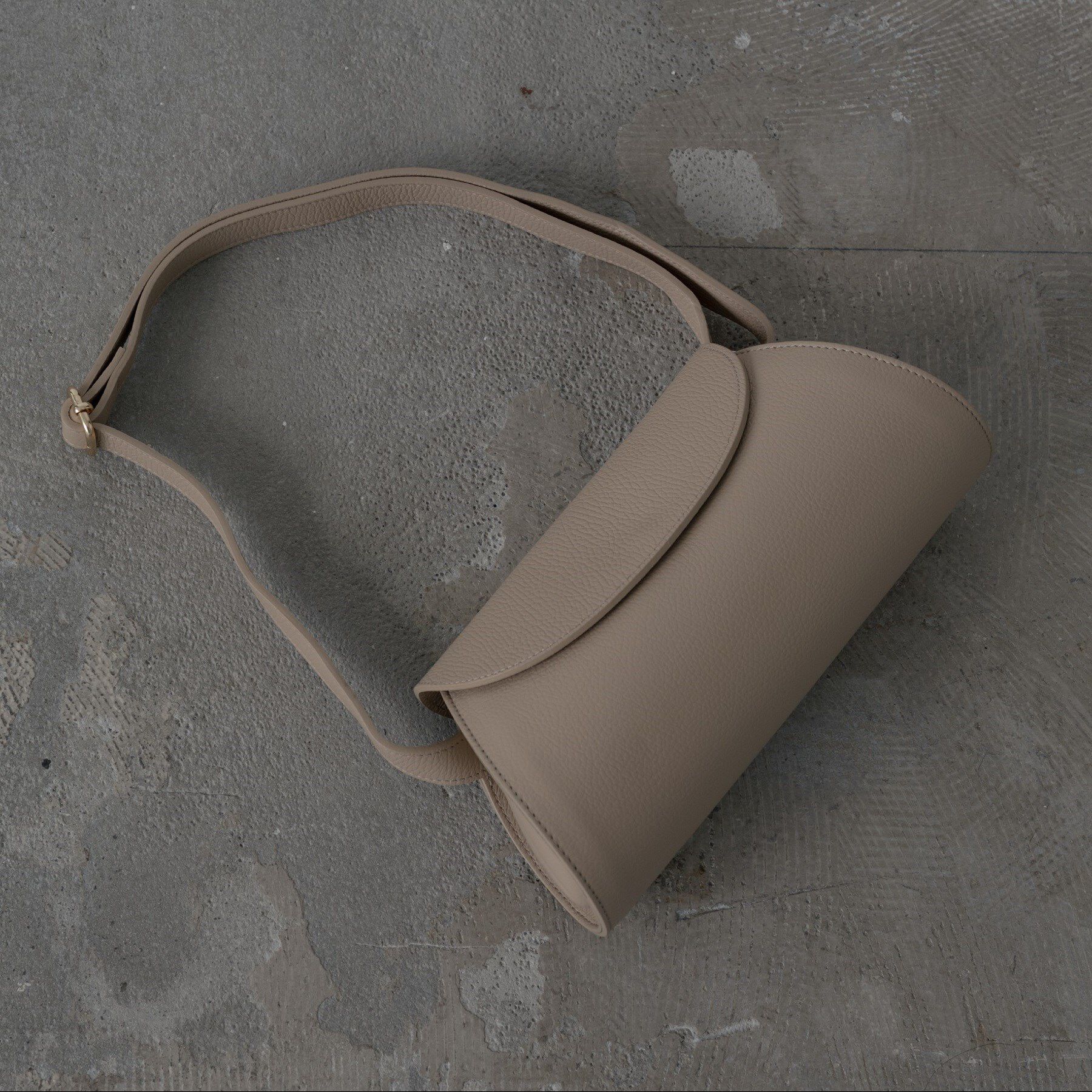 GALLEST「レザーフラップショルダーバッグ」|ショルダー・メッセンジャー|ベージュ(052)