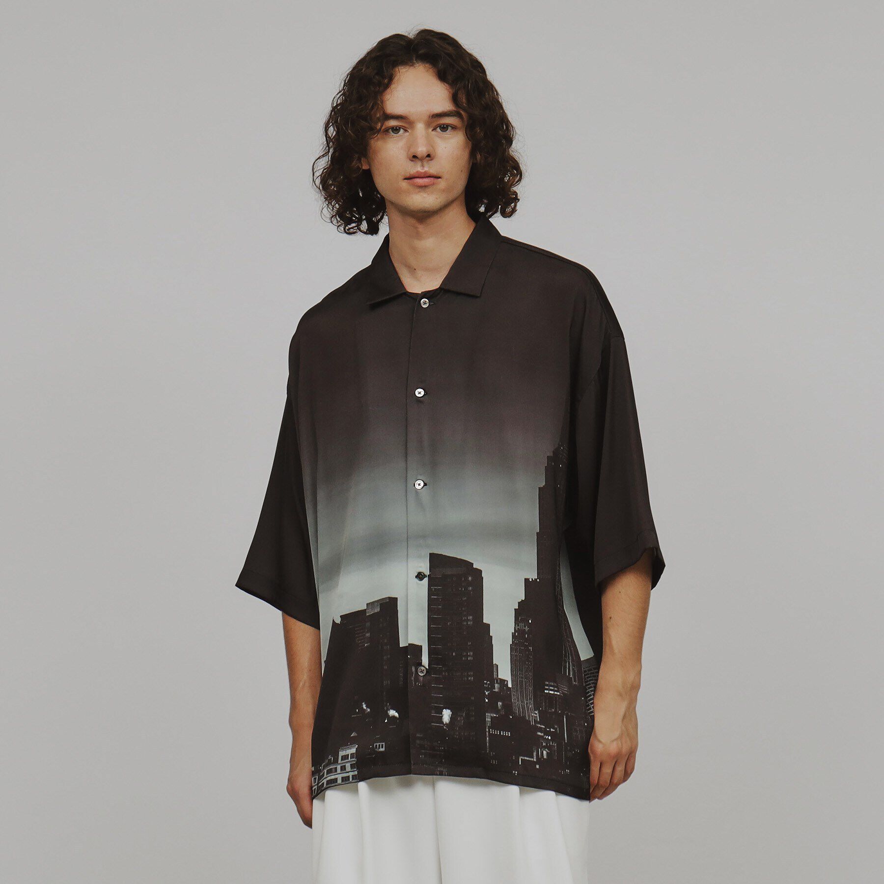 tk.TAKEO KIKUCHI「半袖転写プリントシャツ」|シャツ・ブラウス|ブラック(419)