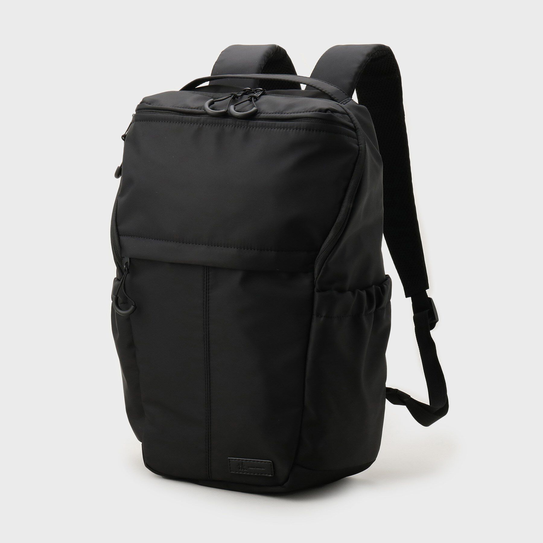 tk.TAKEO KIKUCHI「【撥水/収納力/ONOFF兼用】機能性バックパック／リュックサック」|リュック|ブラック(019)