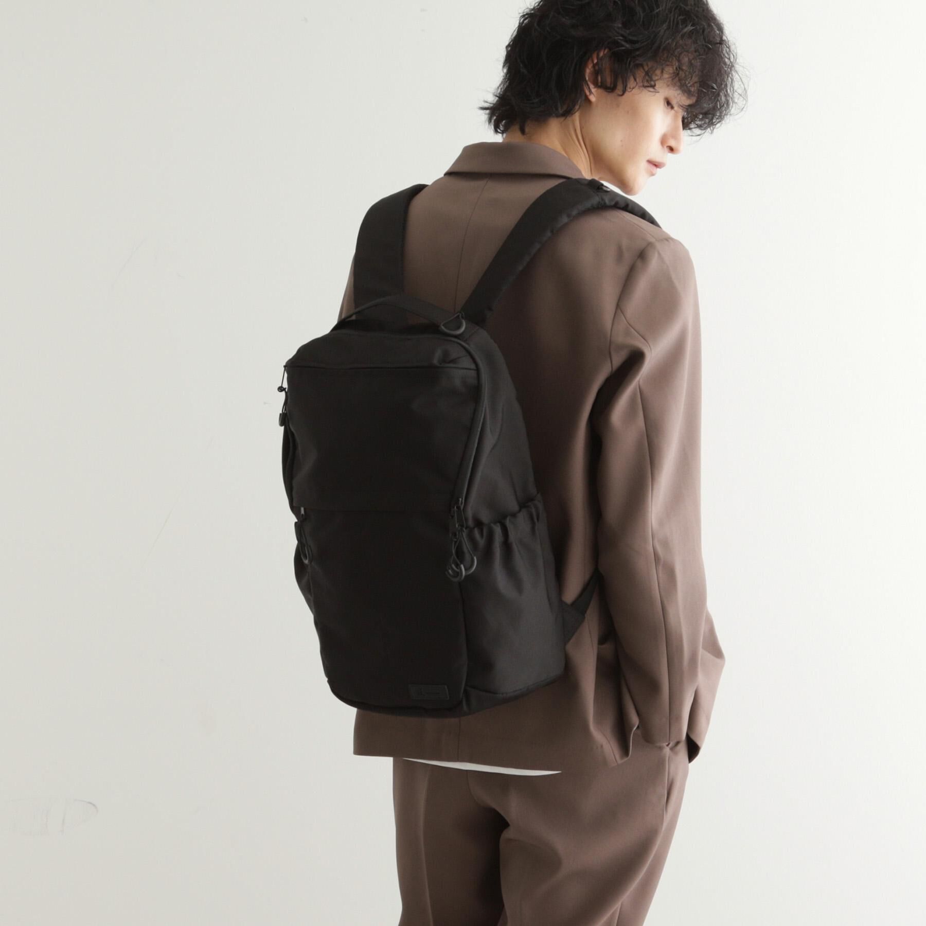 tk.TAKEO KIKUCHI「【撥水/収納力/ONOFF兼用】機能性バックパック／リュックサック」|リュック|