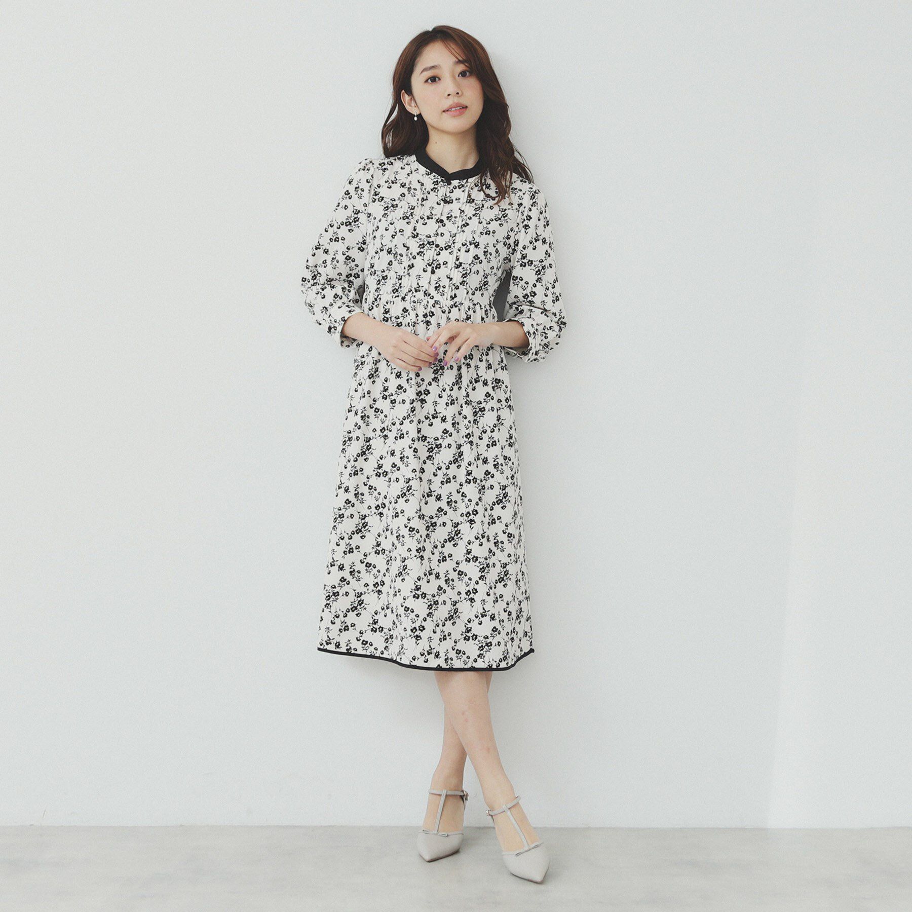 index「ミニフラワープリント バイカラーワンピース【洗濯機洗い可/イージーアイロン/防シワ】」|ワンピース|