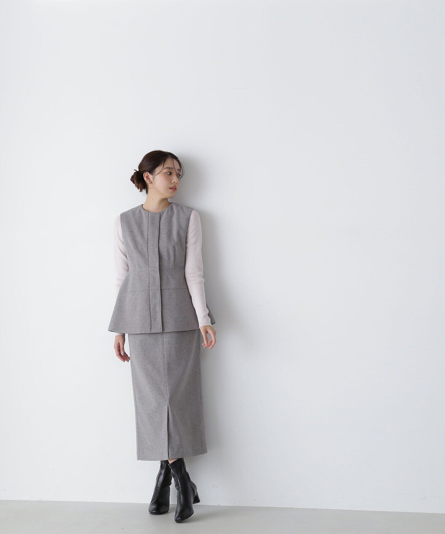  「＜圧縮ジャージーシリーズ＞フォルムジレ　24AW」|ブルゾン・スタジャン|