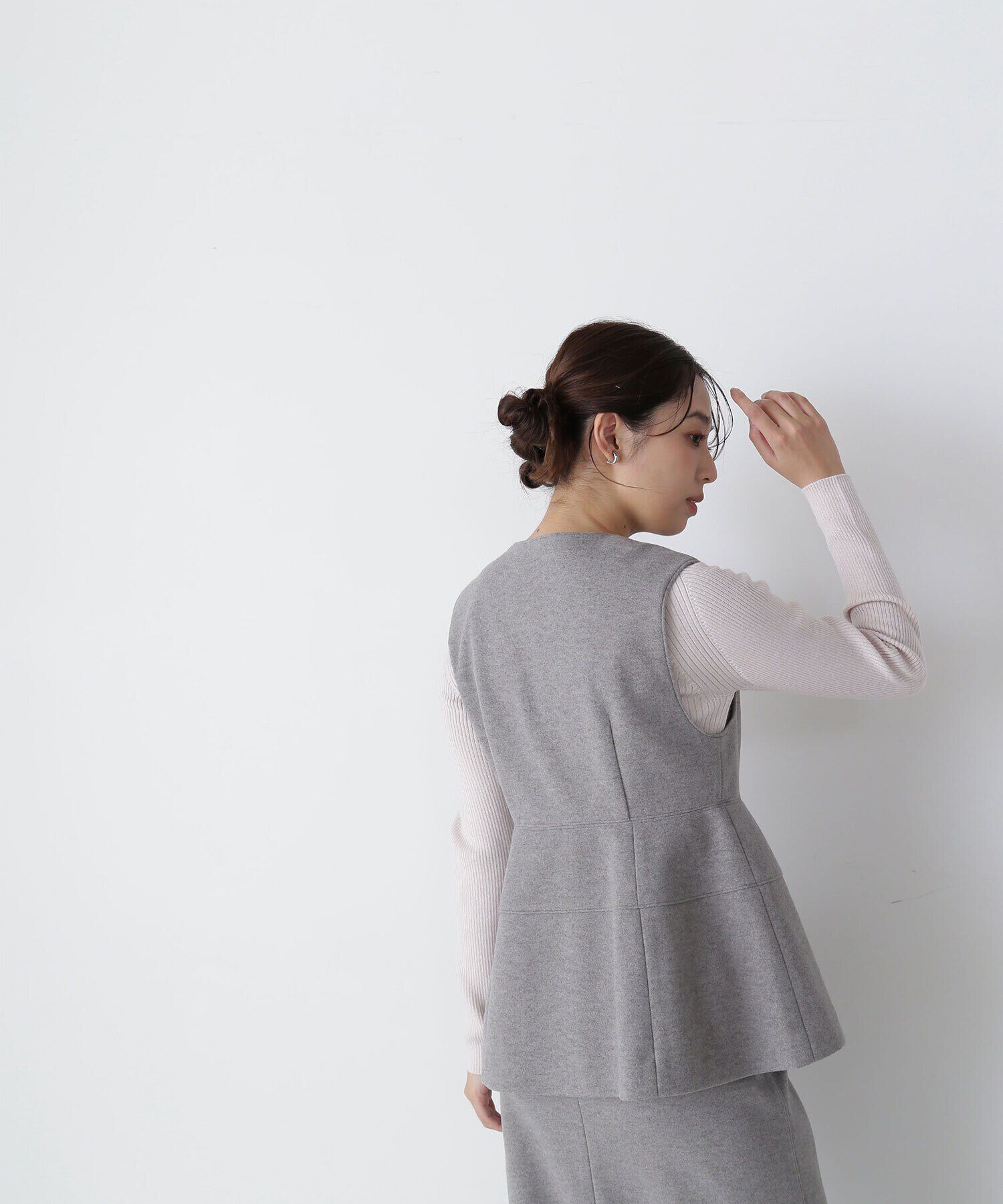  「＜圧縮ジャージーシリーズ＞フォルムジレ　24AW」|ブルゾン・スタジャン|