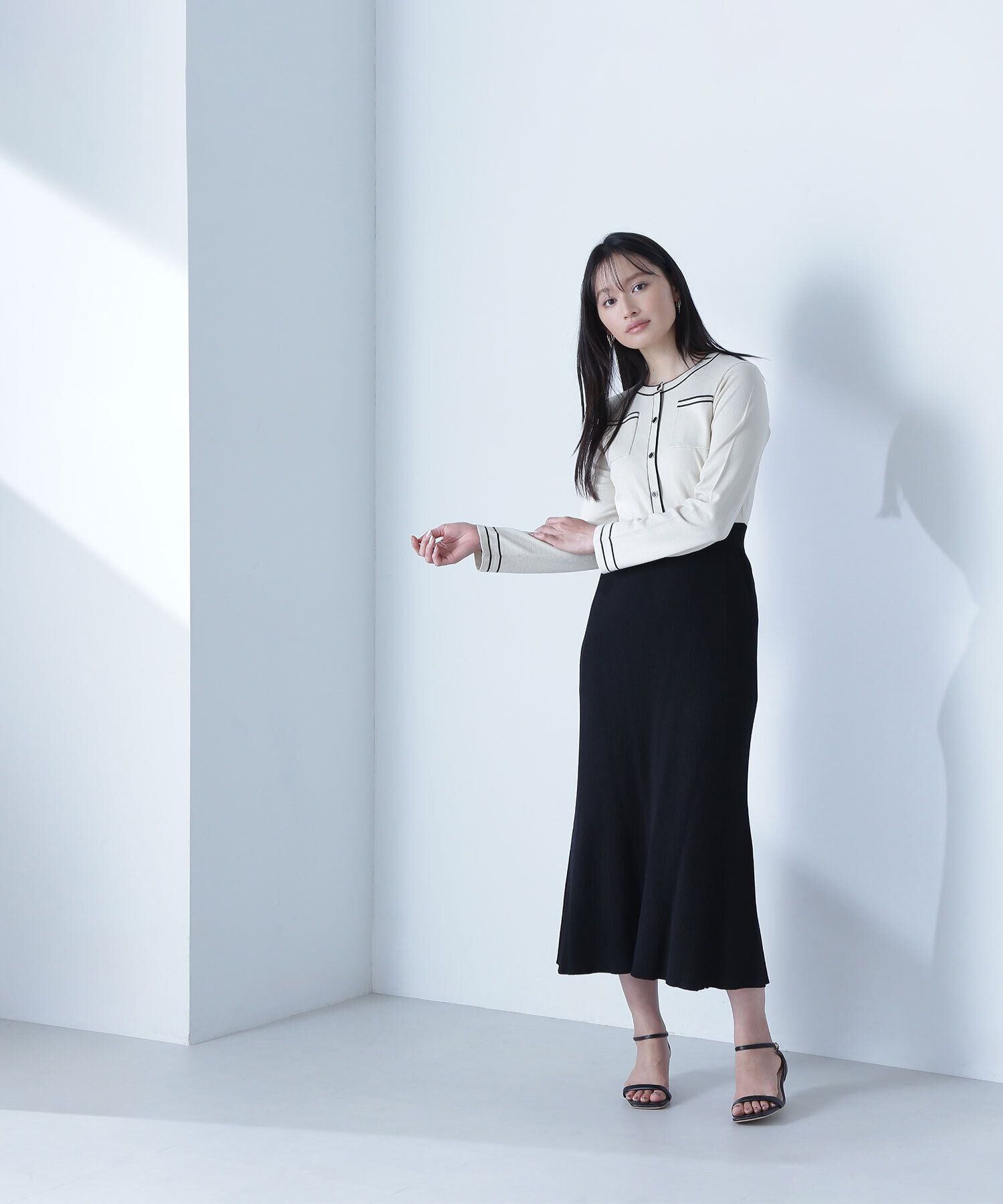  「バイカラーポケットニットワンピース」|ワンピース|