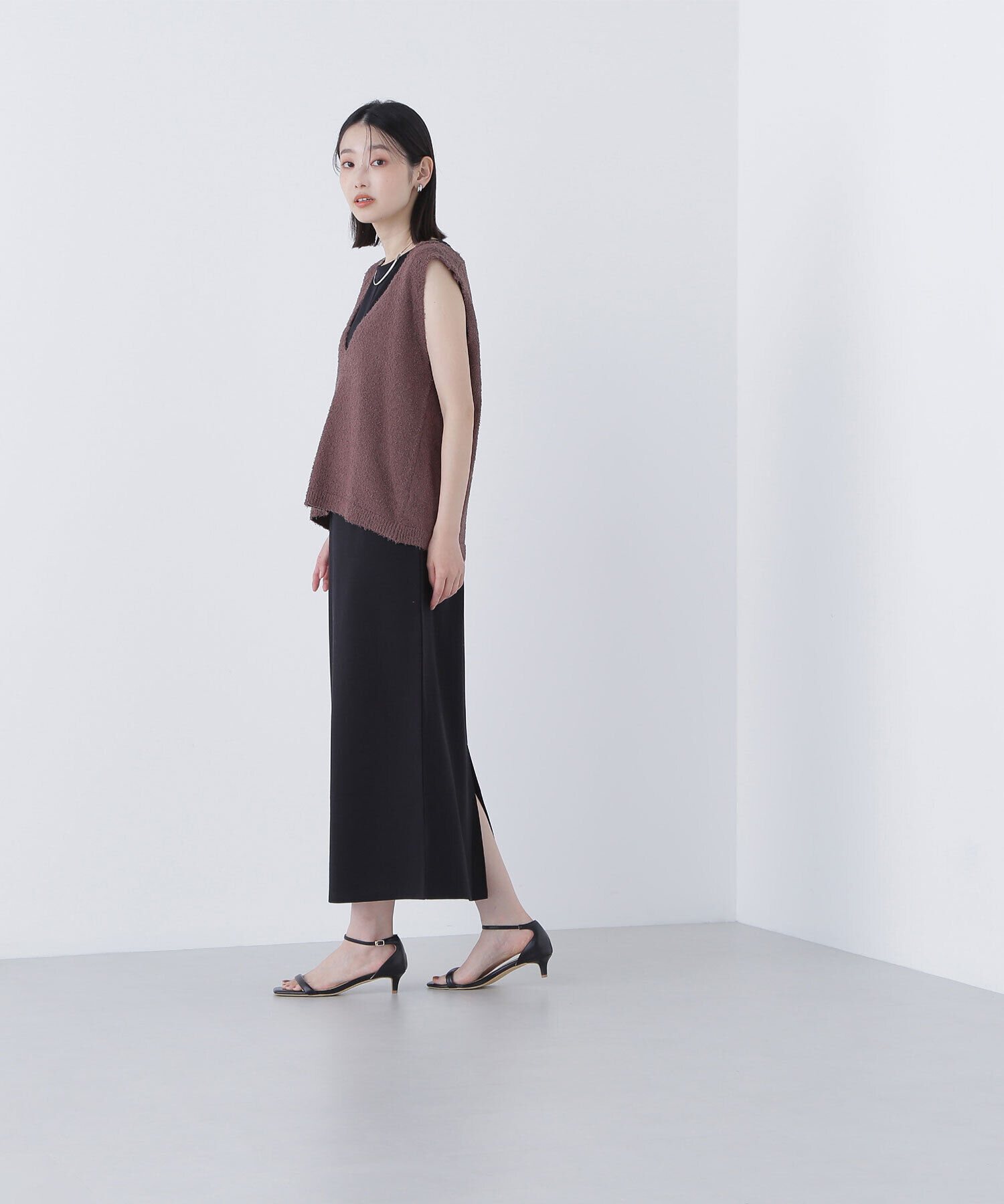  「Vネックニットベスト＆ナローワンピース」|ワンピース|