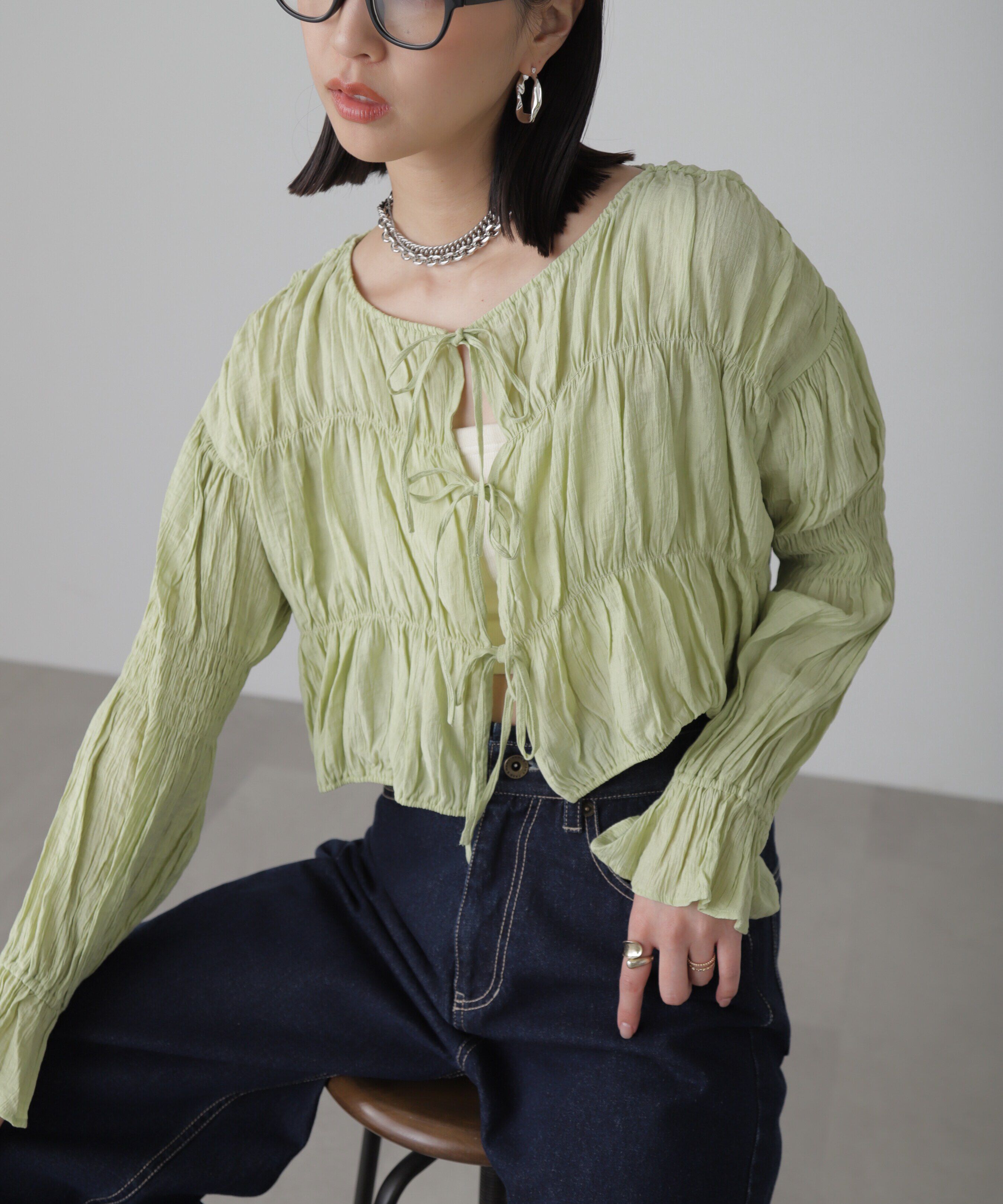  「シアーギャザー前開き短丈ブラウス」|シャツ・ブラウス|