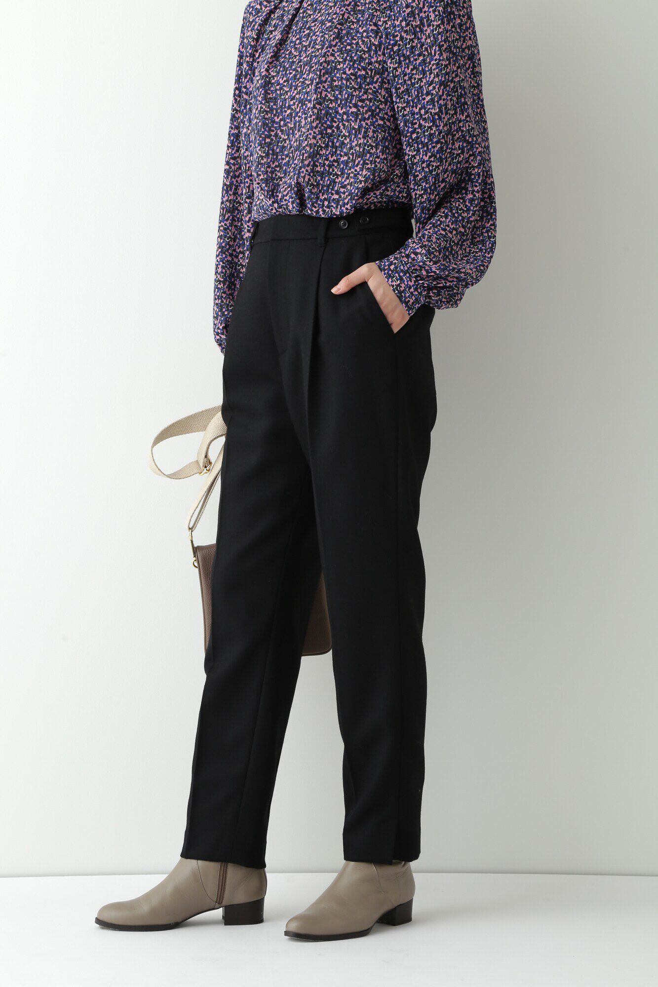  「◆サイドスリットパンツ」|その他|ブラック