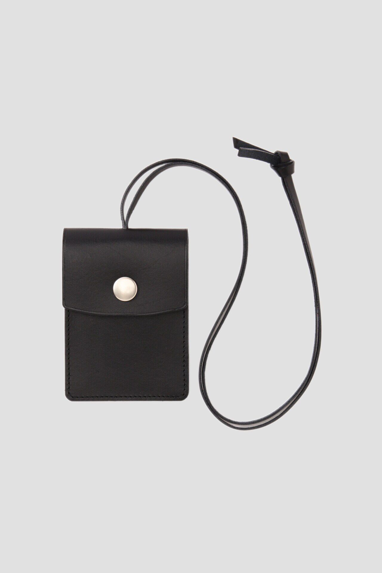 MARGARET HOWELL「OILED LEATHER」|財布|BLACK