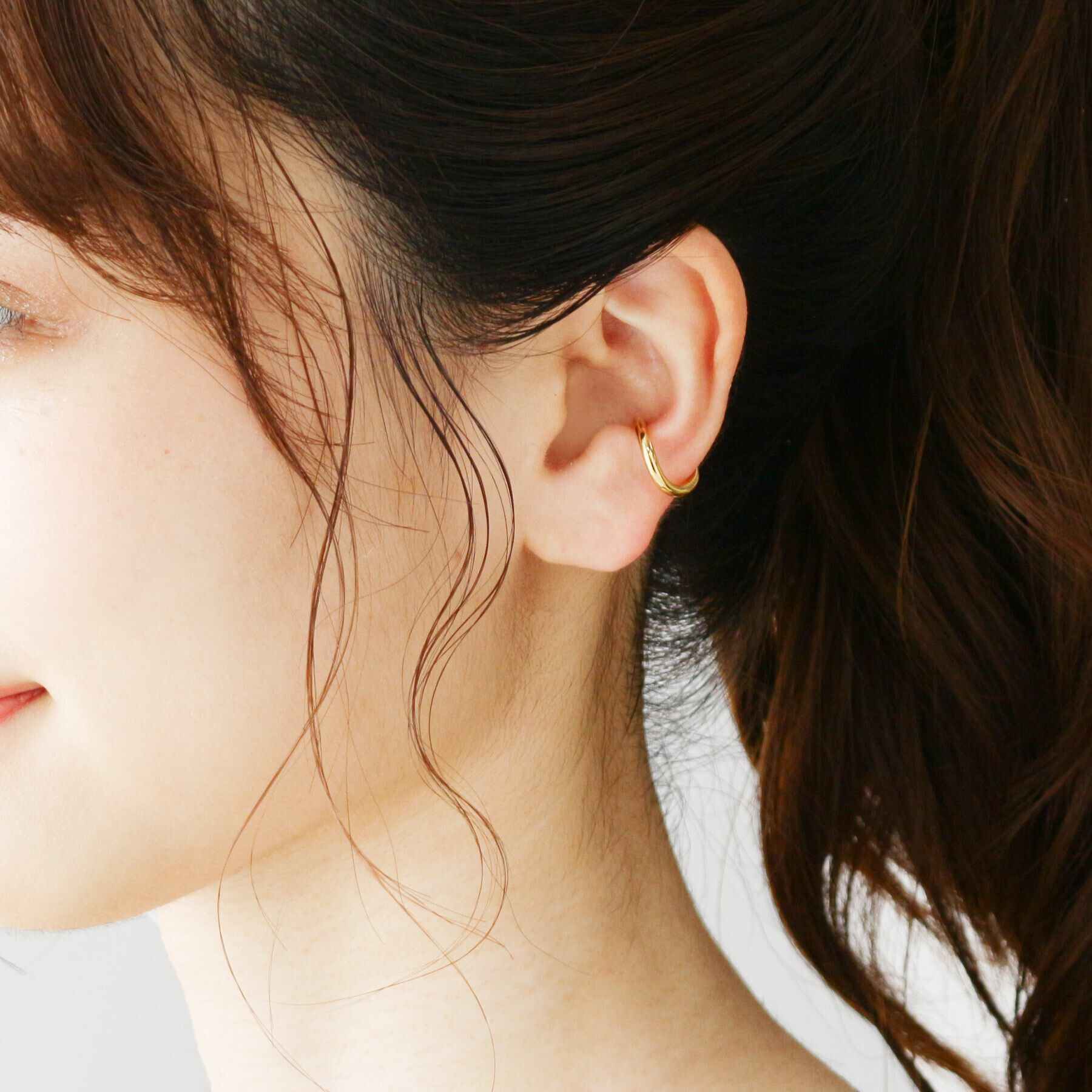 COCOSHNIK「シルバー 丸線ウェーブ イヤーカフ」|イヤリング|