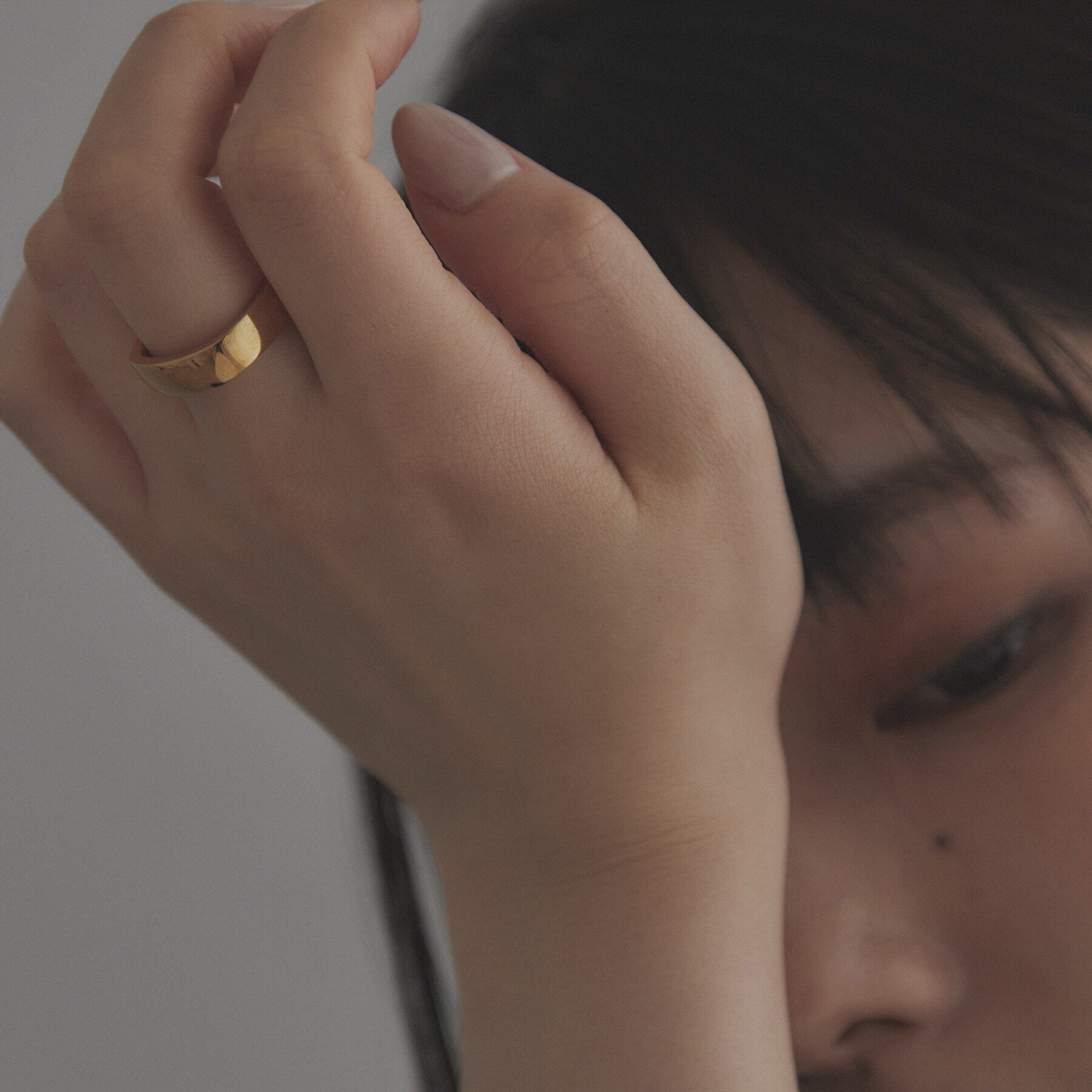 COCOSHNIK ONKITSCH「シルバー ツイストスクエア リングS GP」|リング|