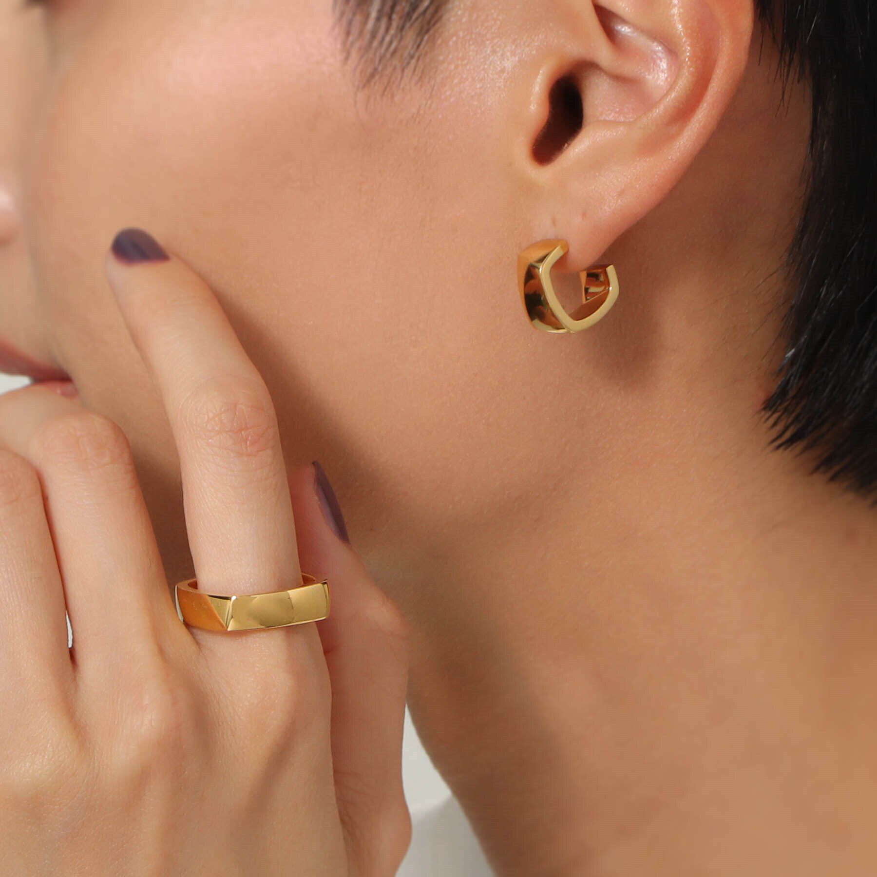 COCOSHNIK ONKITSCH「シルバー ツイストスクエア リングS GP」|リング|