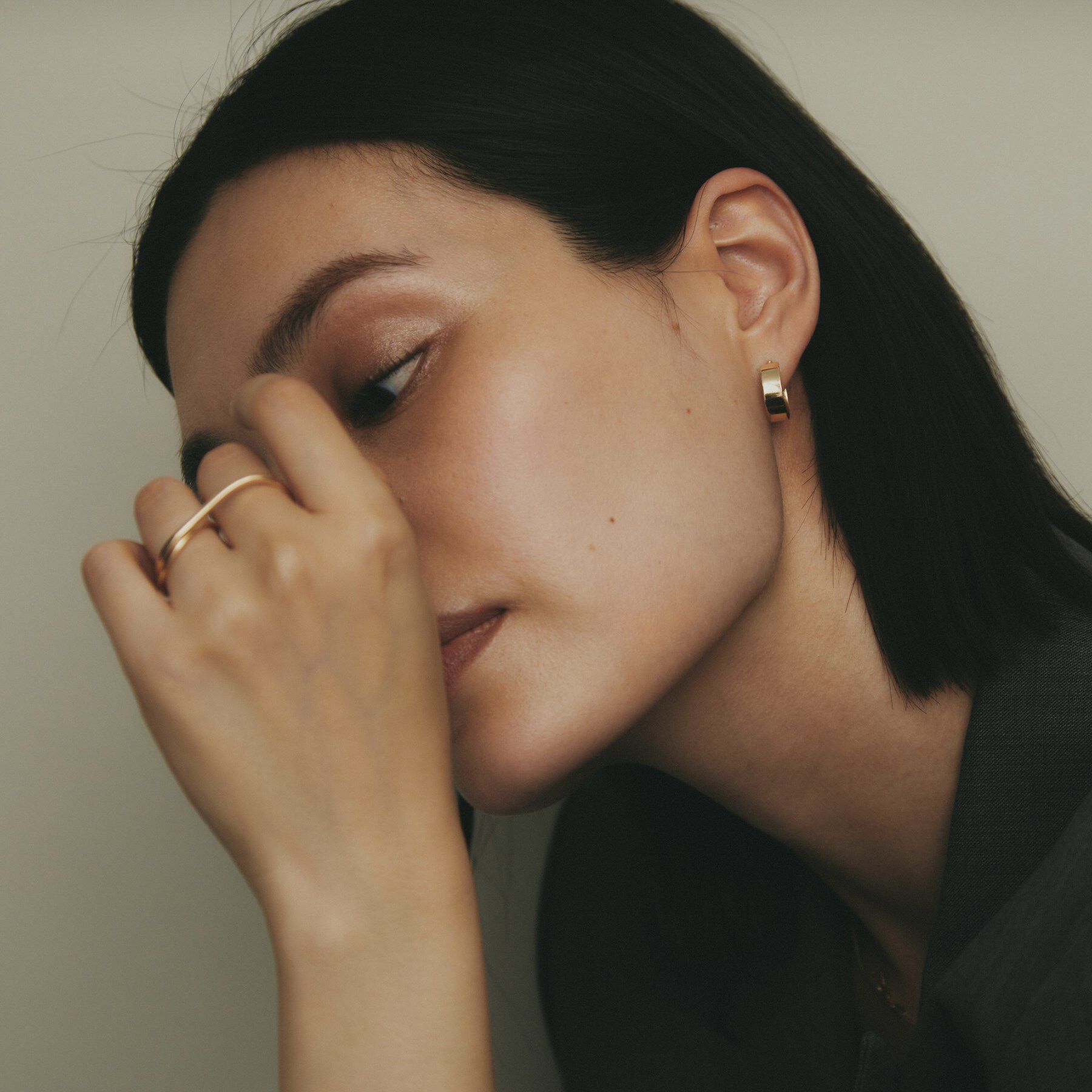 COCOSHNIK「K10平板 フープピアス」|ピアス|