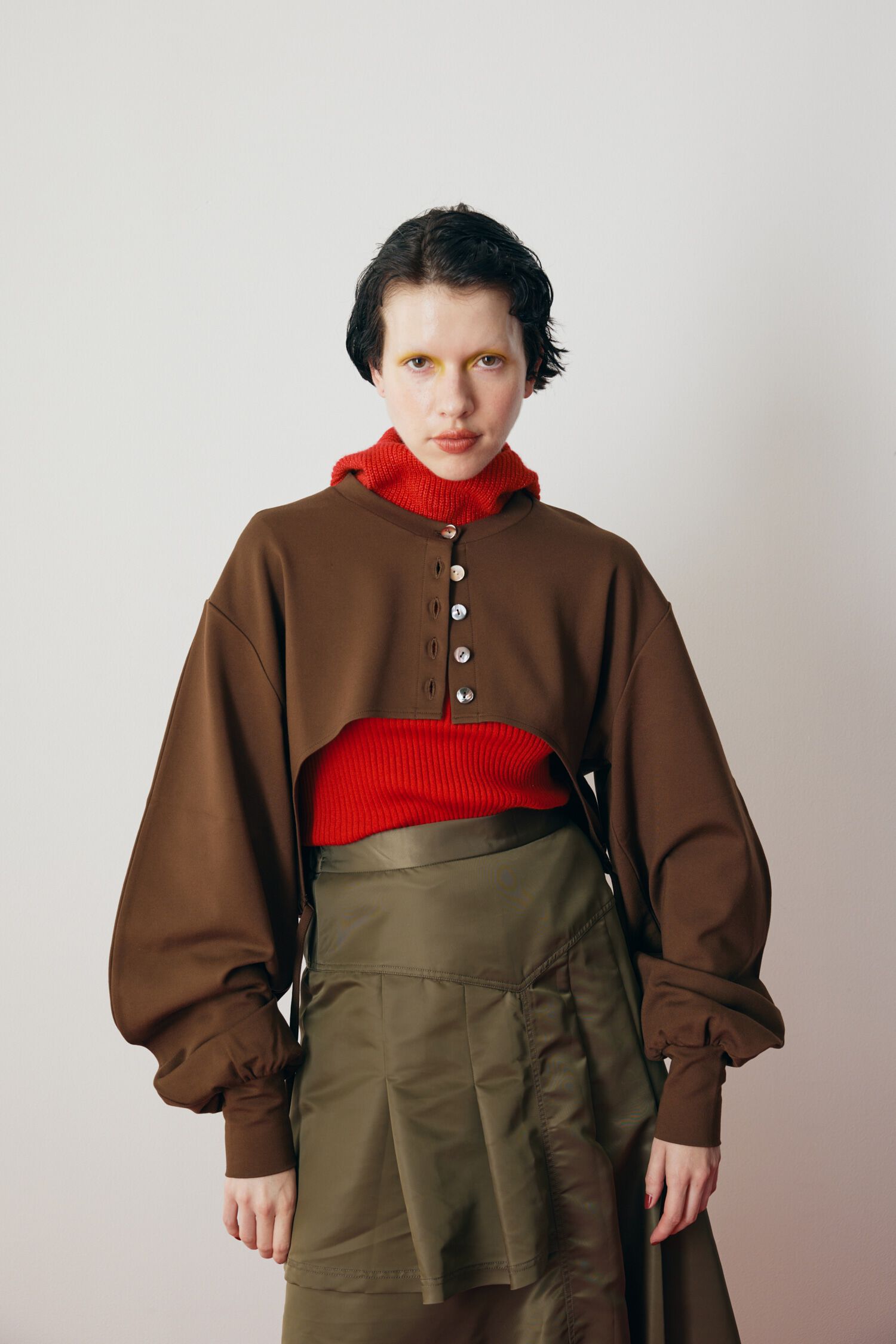 HeRIN.CYE「Short round hem tops」|Tシャツ・カットソー|BRN