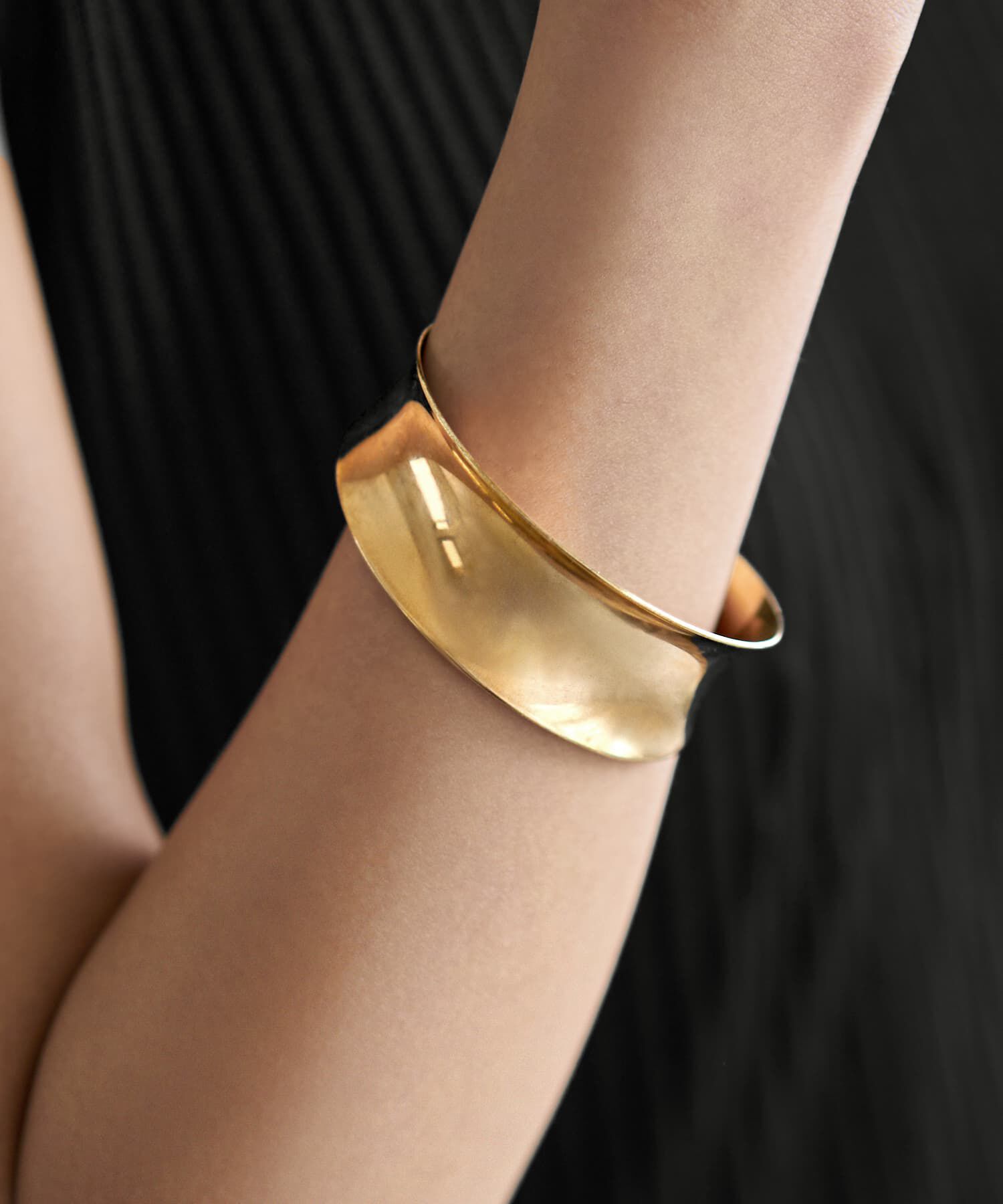 STYLE DELI「すりばちシェイプバングル」|ブレスレット・バングル|ゴールド