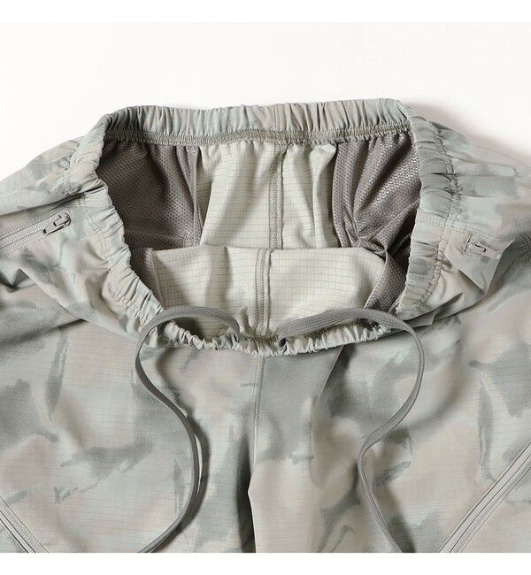 BEAMS「プリント ジップ イージーパンツ」|チノ|