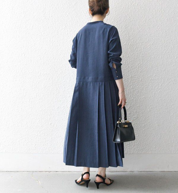 SHIPS any「《追加予約》SHIPS any:〈洗濯機可能〉ピーチスキン サイド プリーツ バンドカラー シャツ ワンピース」|ワンピース|