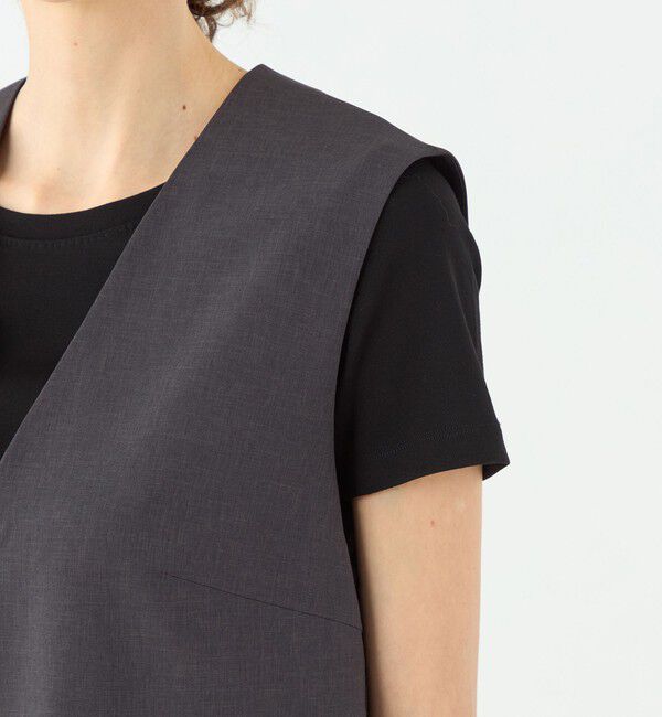 TOMORROWLAND collection「エクストラファインポリエステルトロピカル Vネックトップス」|プルオーバー|