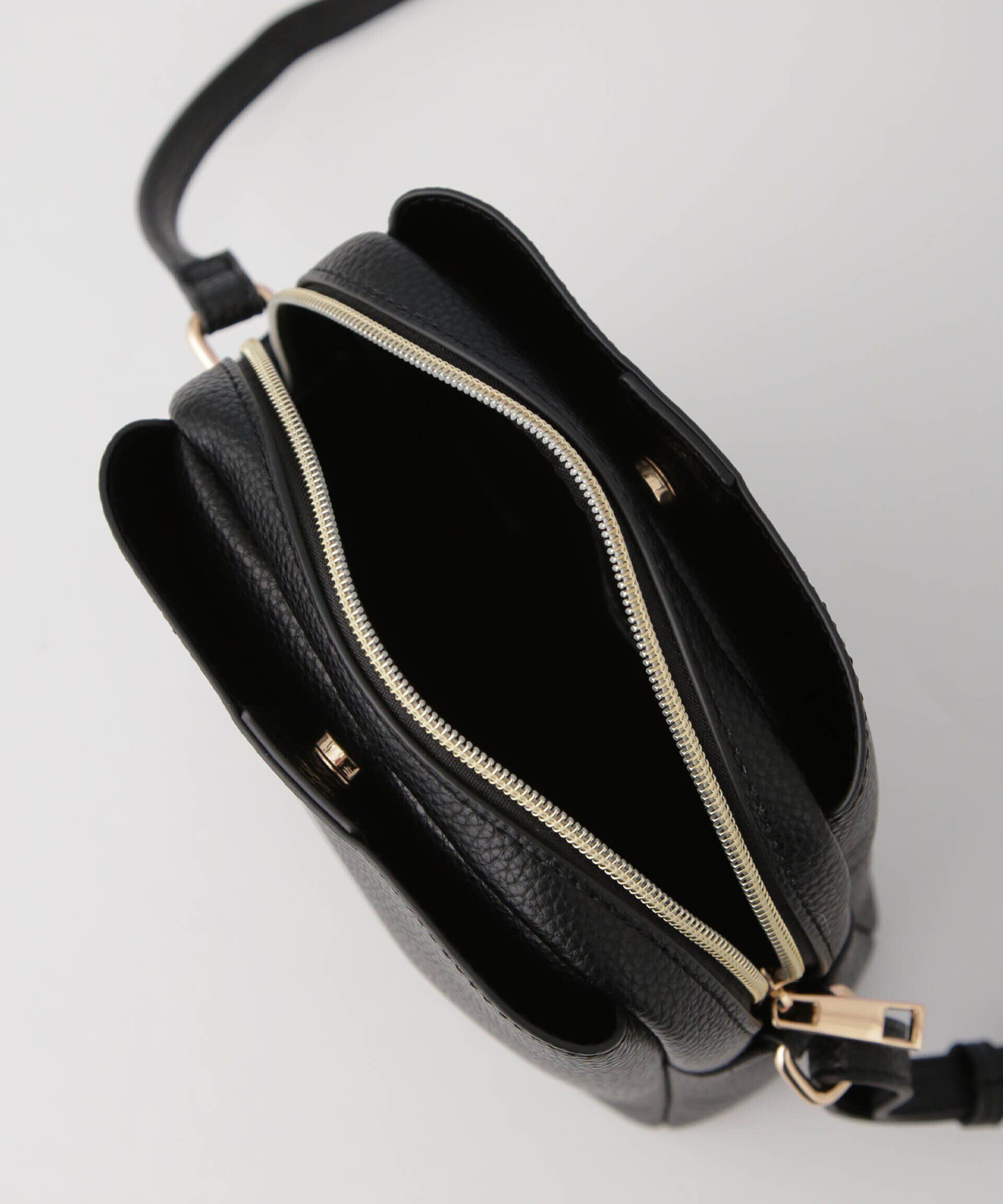 nano･universe「スクエアショルダーバッグ」|ショルダー・メッセンジャー|