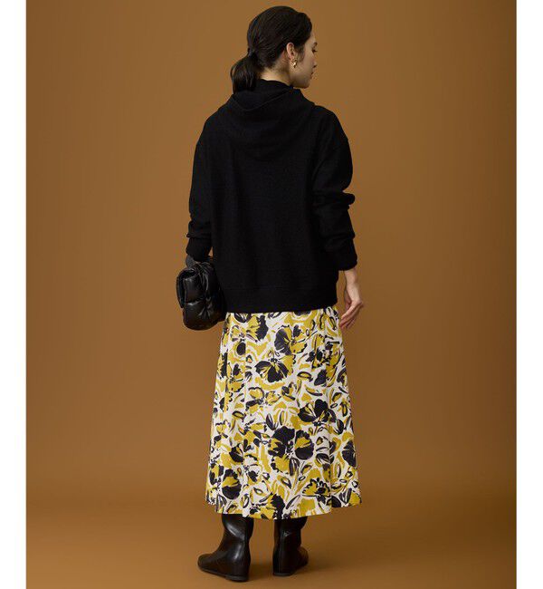 自由区「【SHIHOさん着用】アートタッチフラワープリント スカート」|スカート|