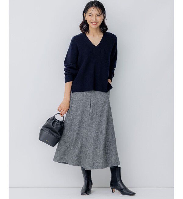 23区「【洗える】ウールミドルゲージ Vネック ニット」|ニット・セーター|